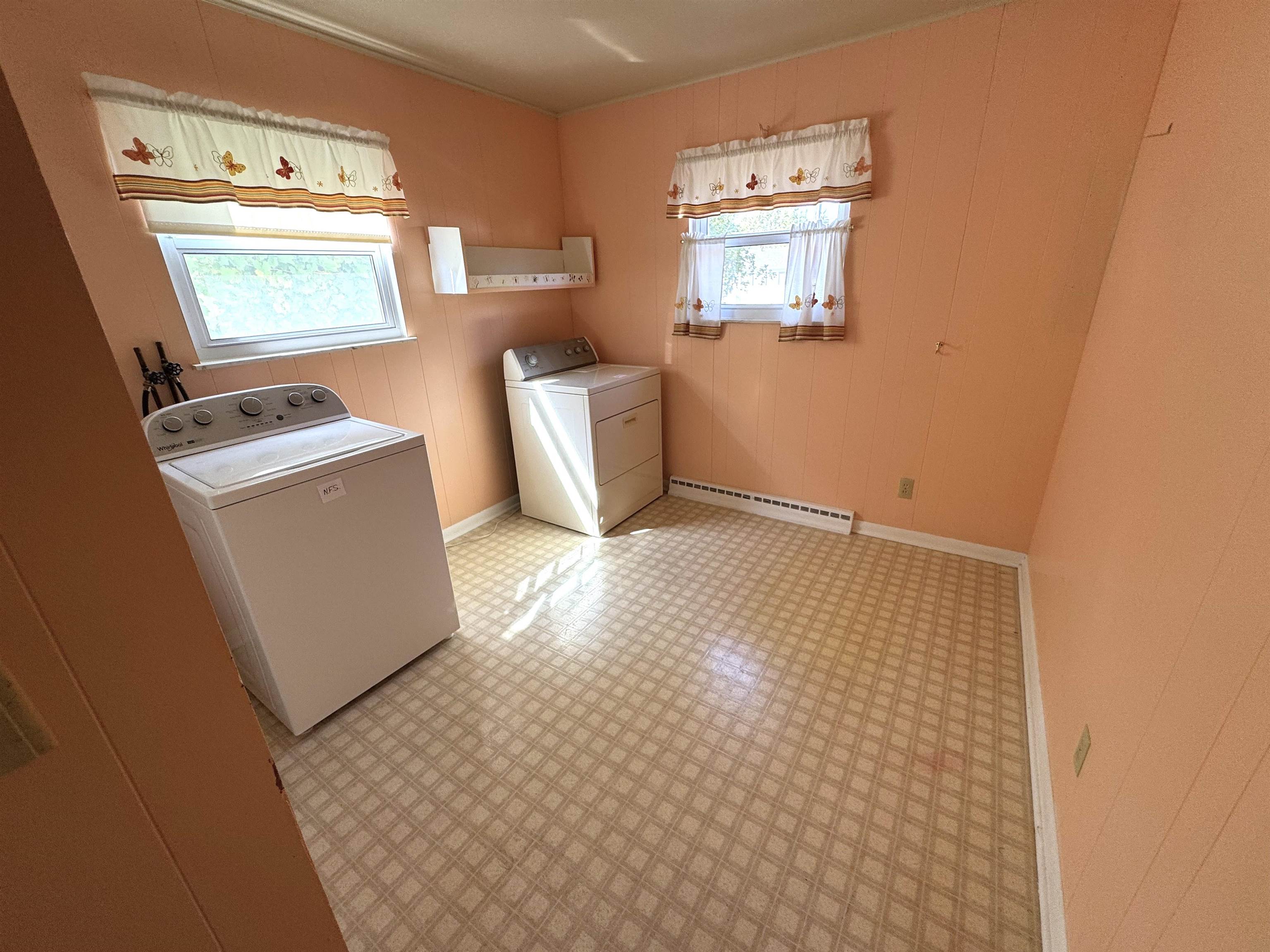 1913 N Brentwood Place