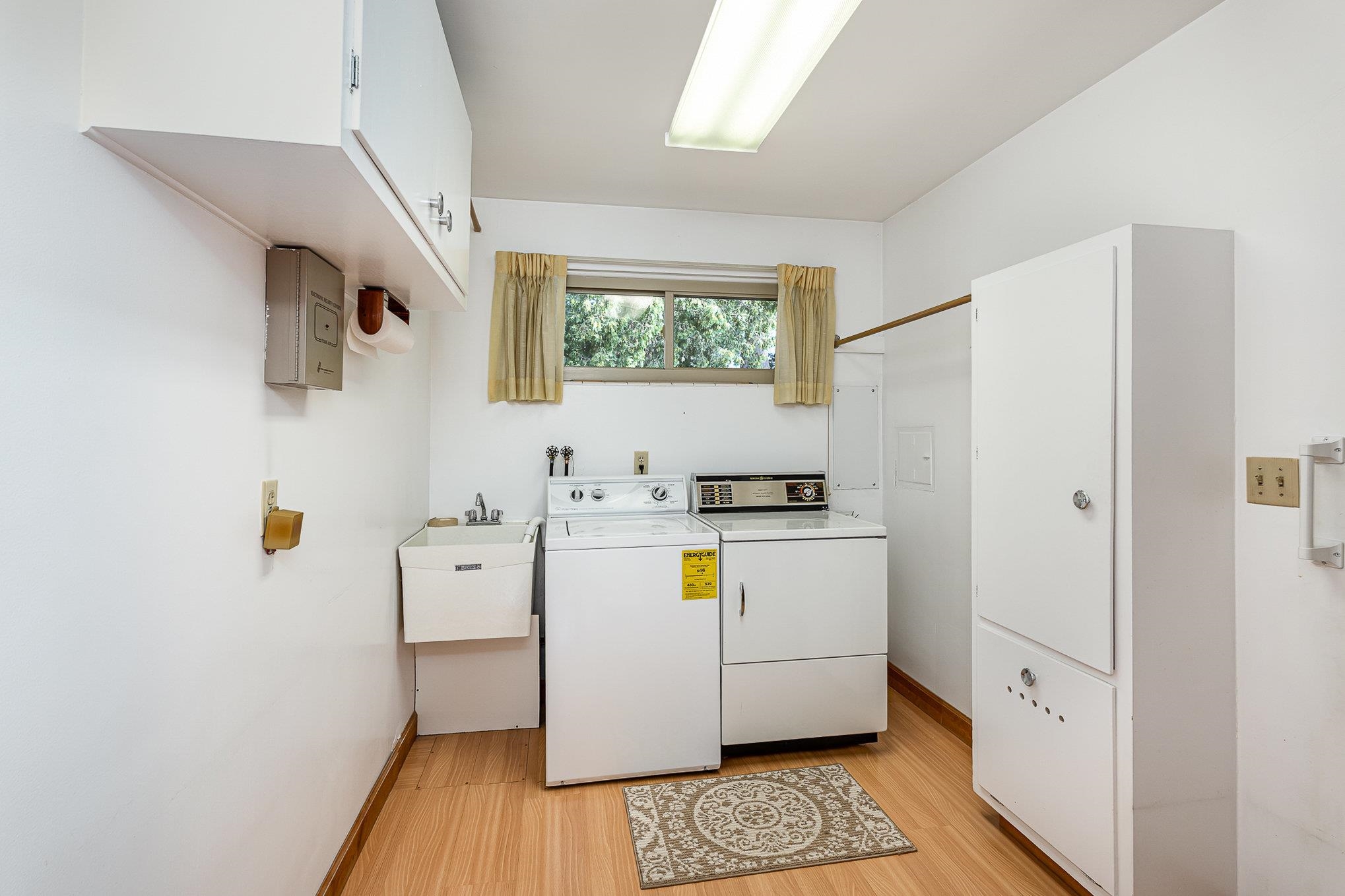 2141 6th Street