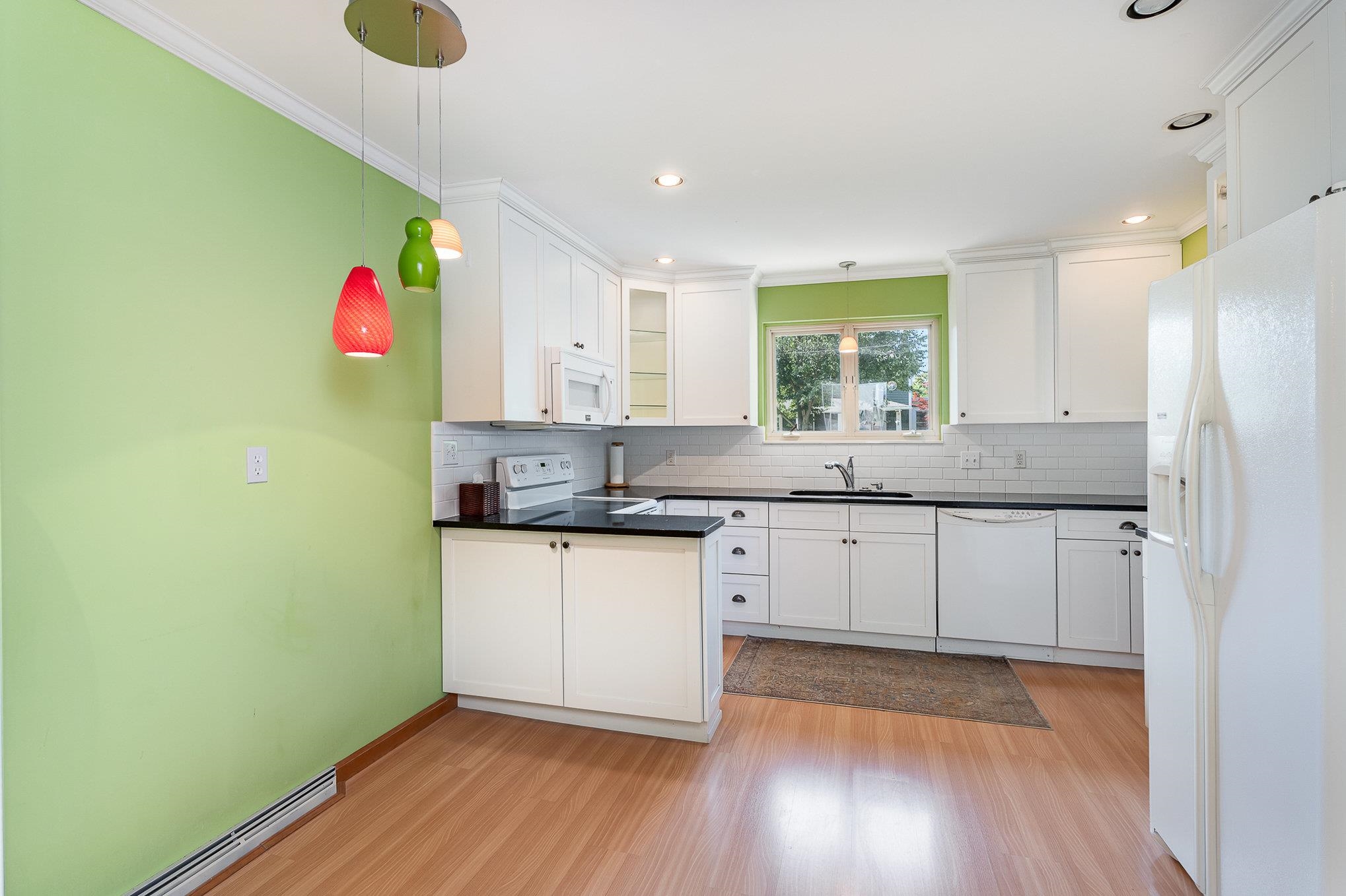 2141 6th Street