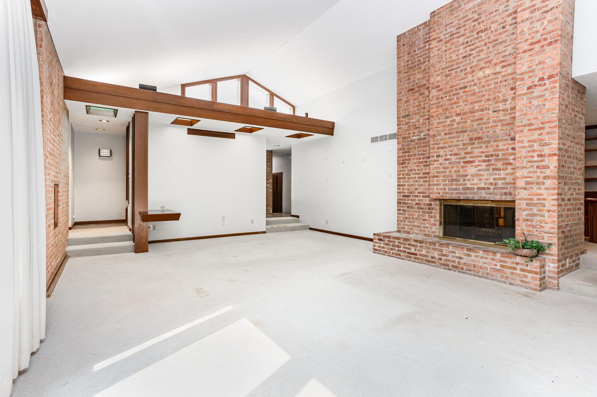 3077 Oakwood Court