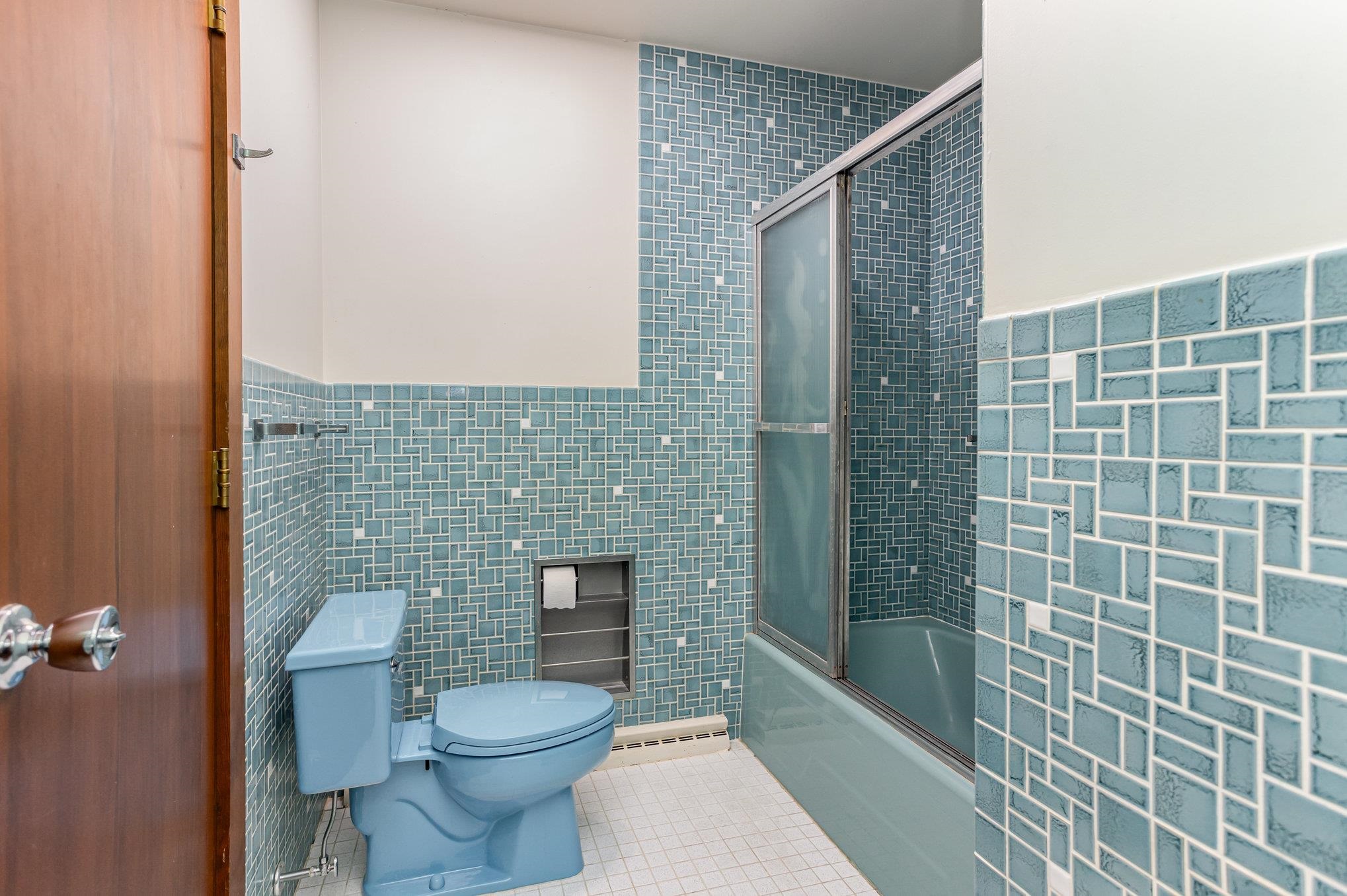 3077 Oakwood Court