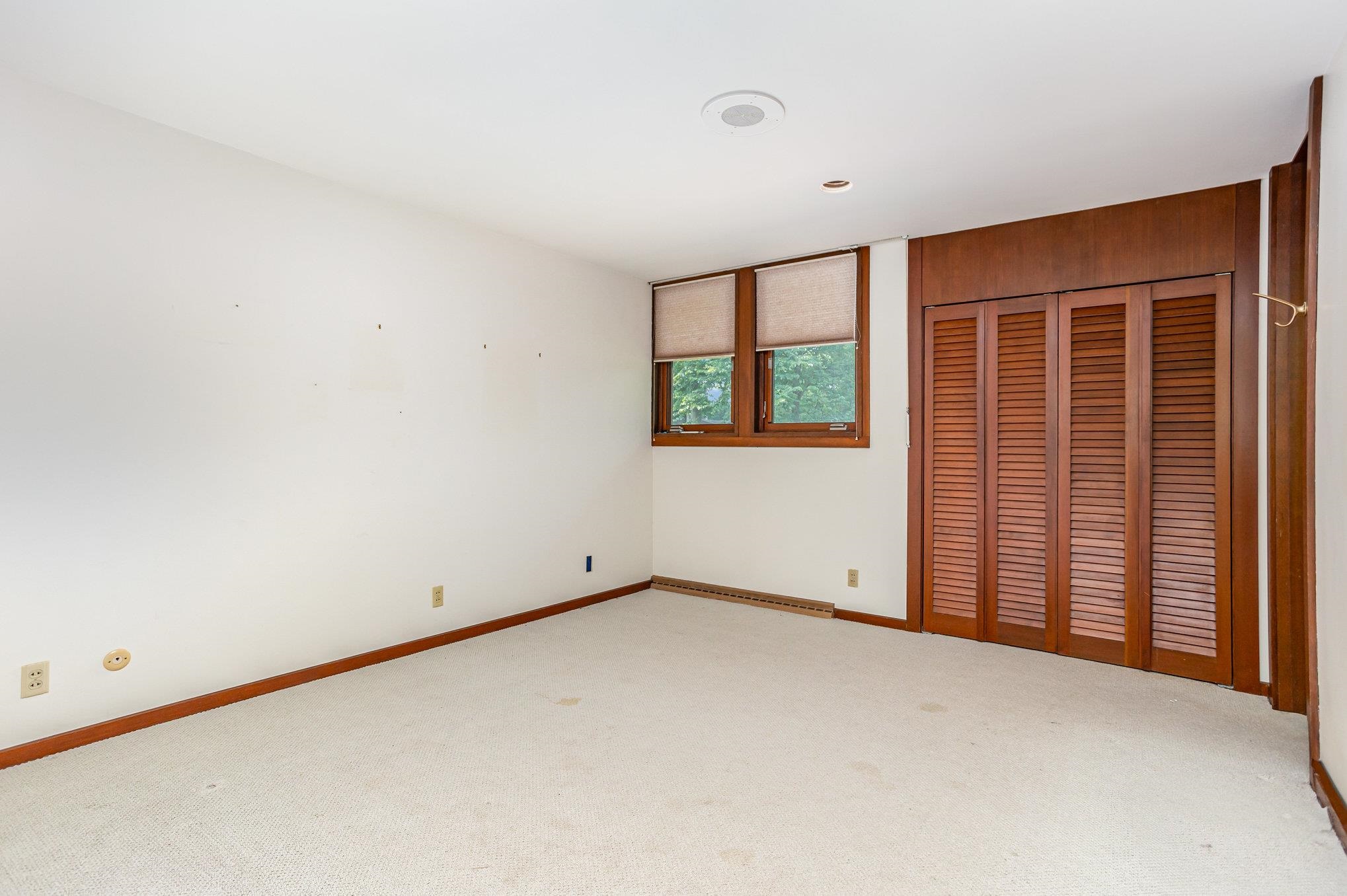 3077 Oakwood Court