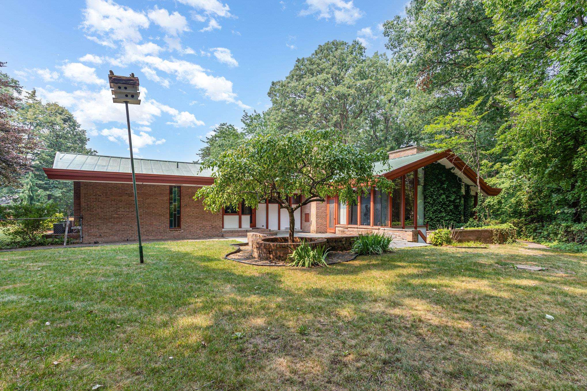 3077 Oakwood Court