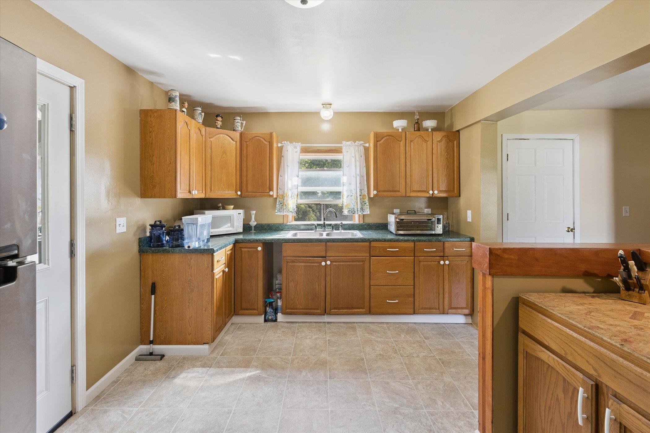228 W Beaver Street