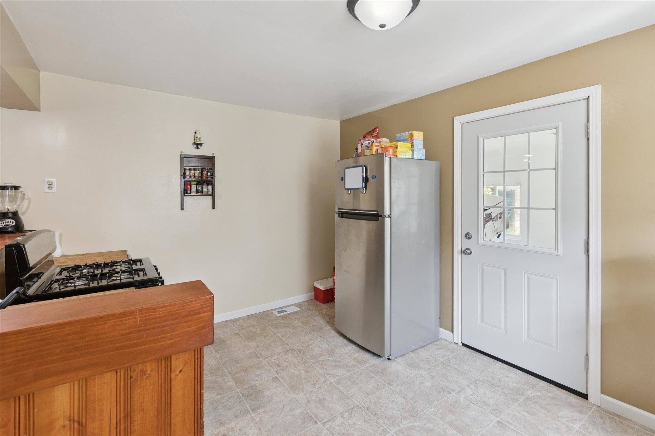 228 W Beaver Street