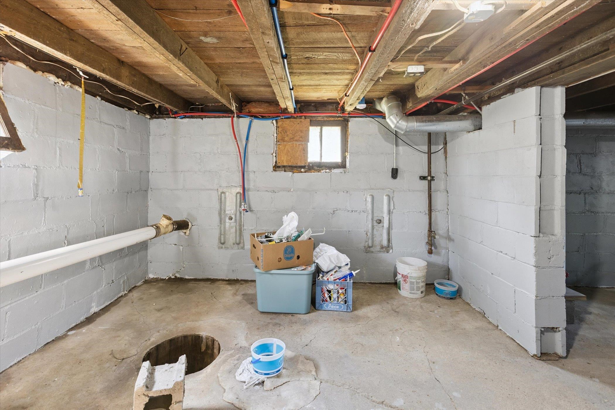 228 W Beaver Street