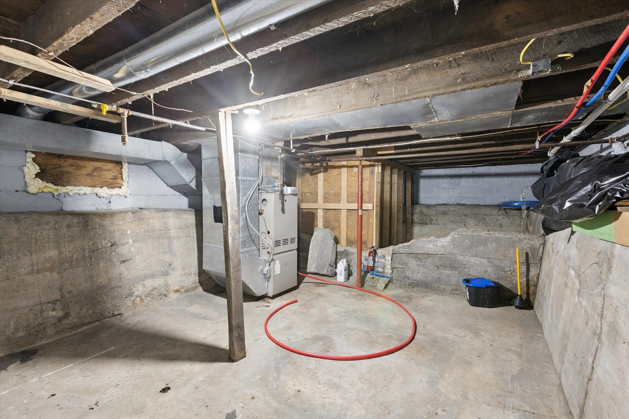 228 W Beaver Street