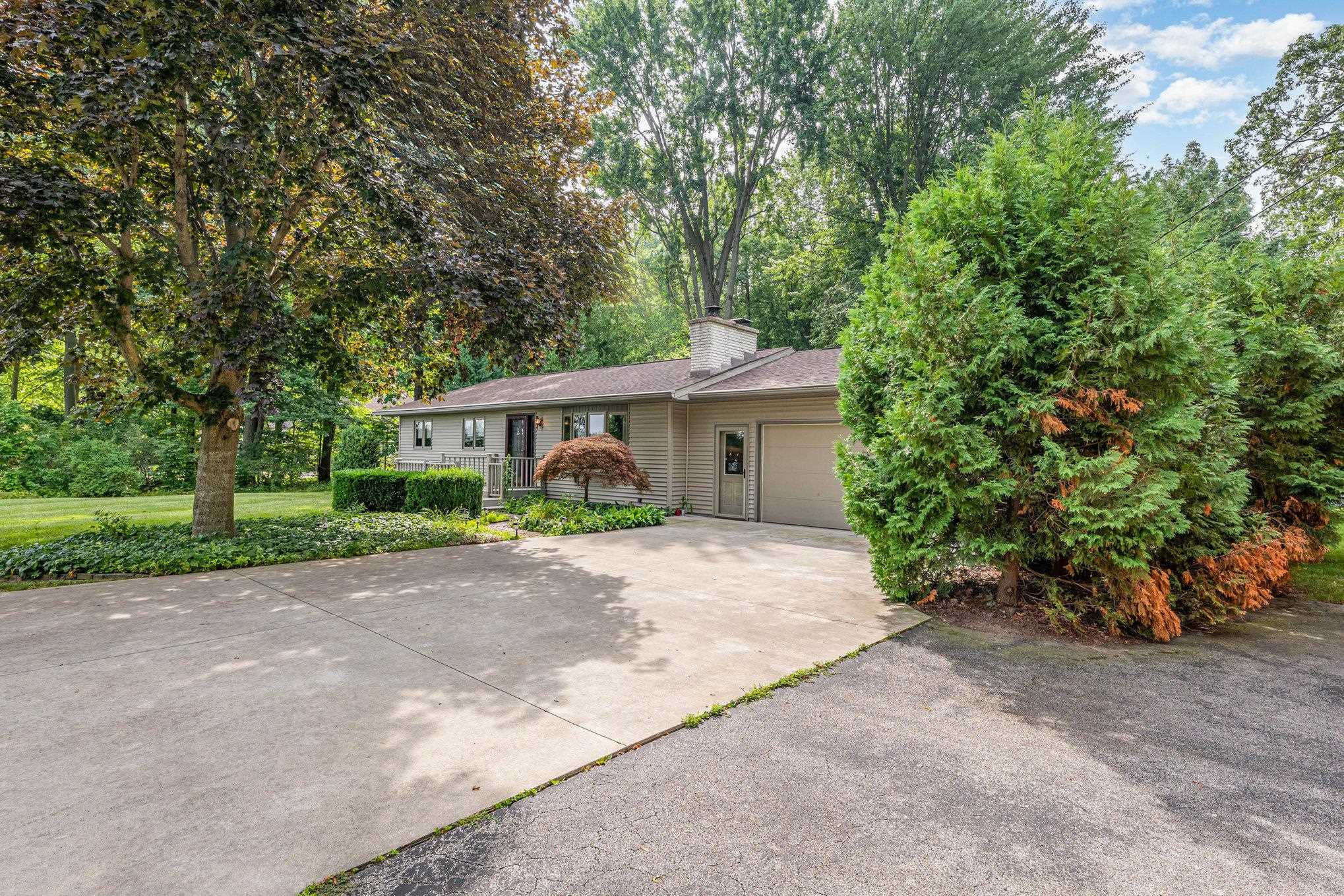 2036 Lebourdais Road