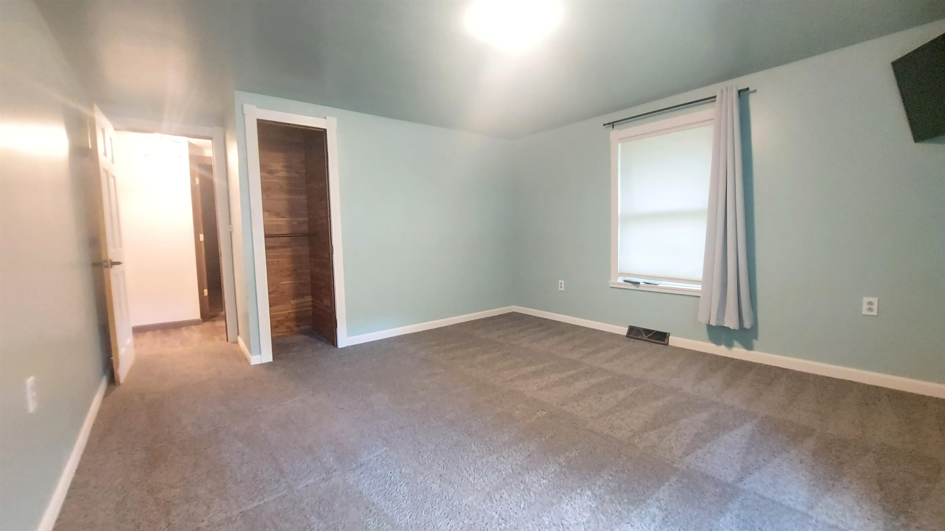 91 W Gilford Road