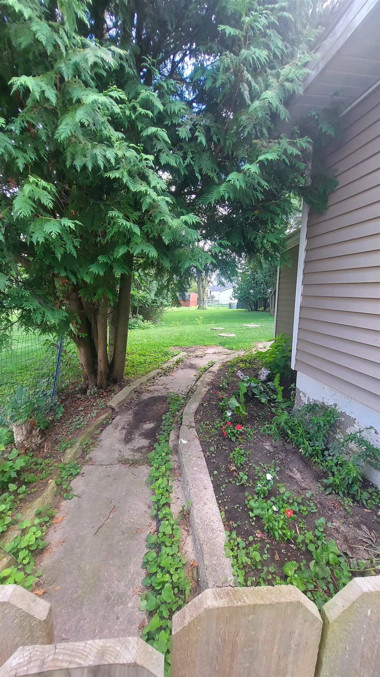 91 W Gilford Road