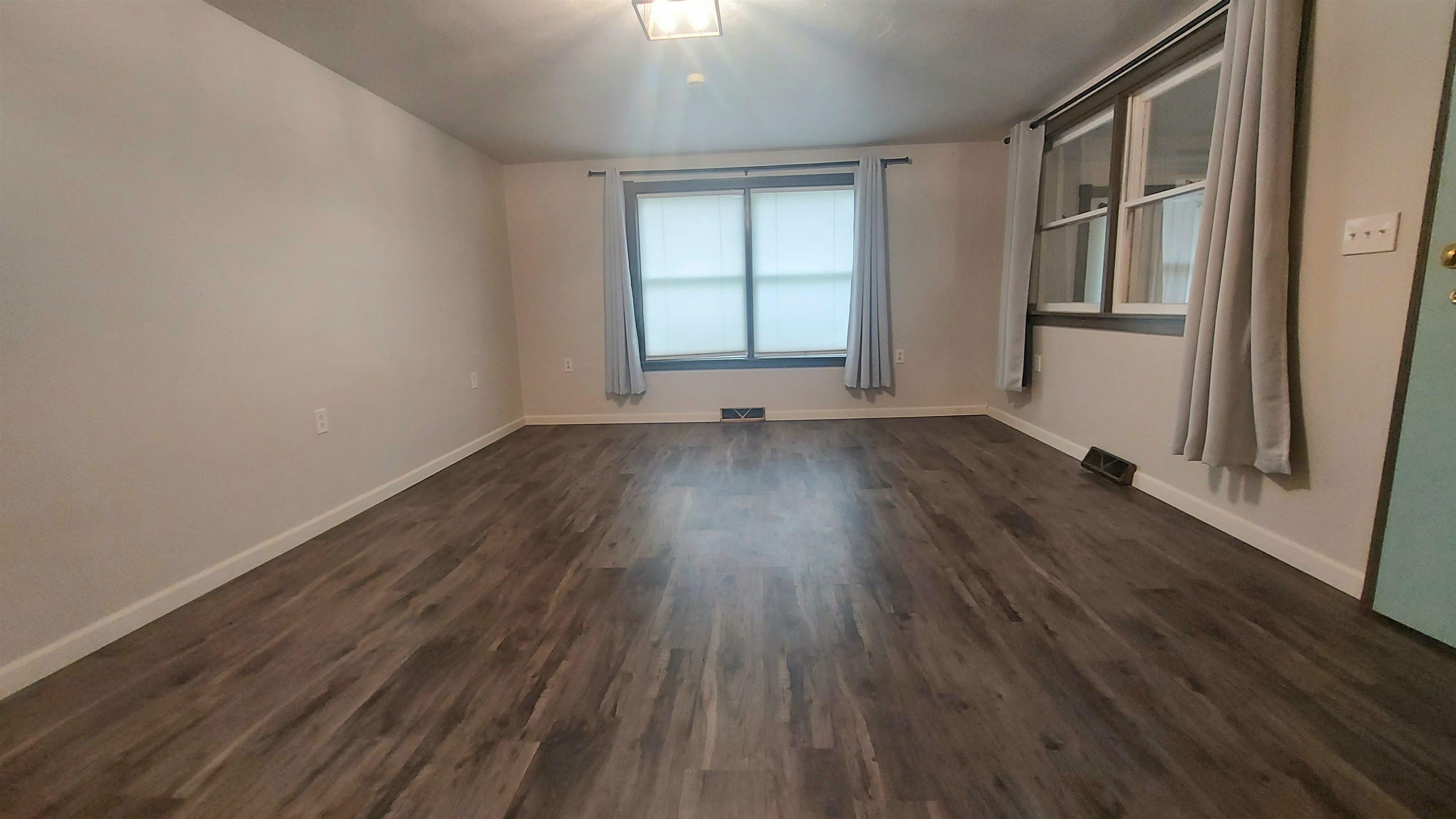 91 W Gilford Road