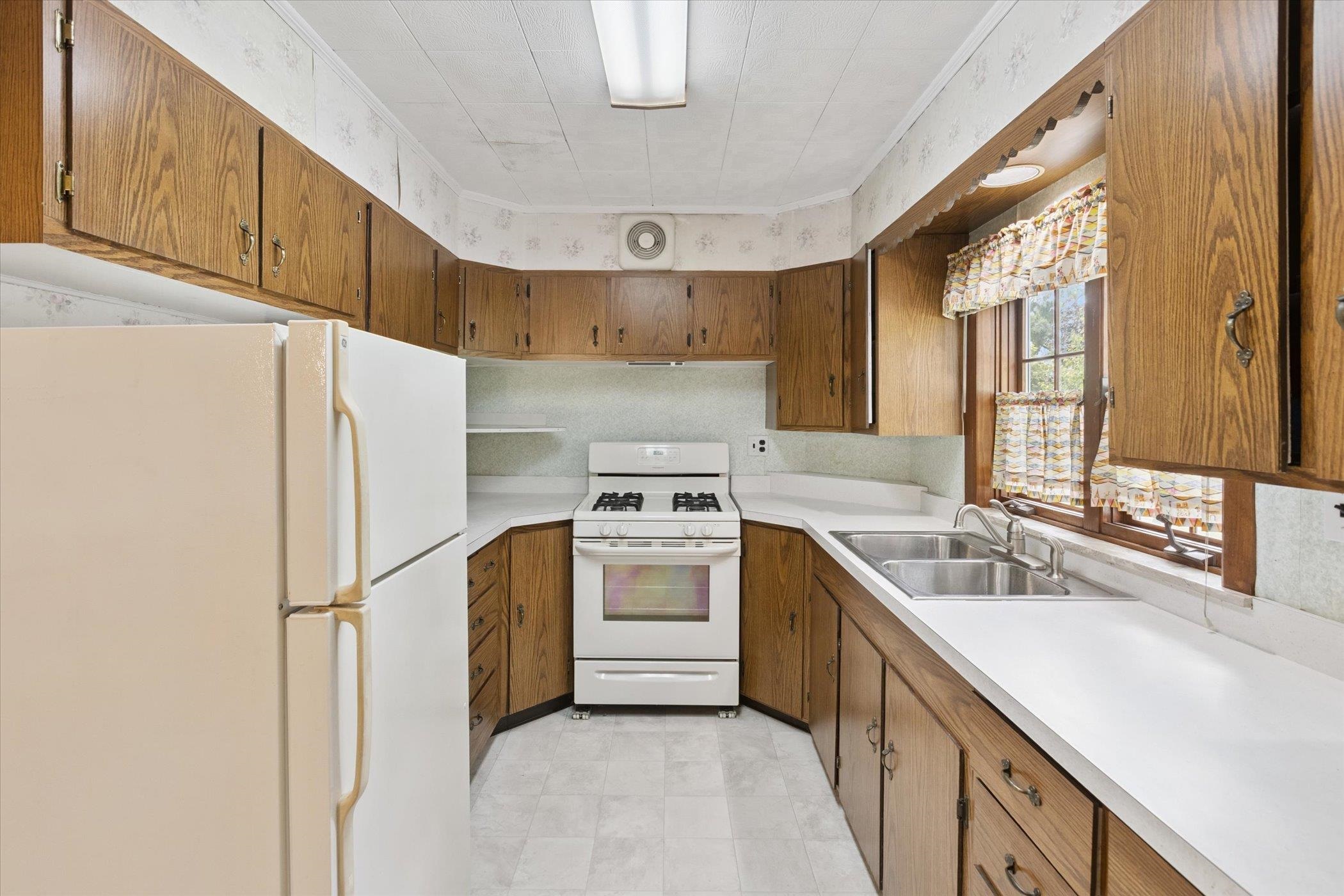 309 W Fisher Street