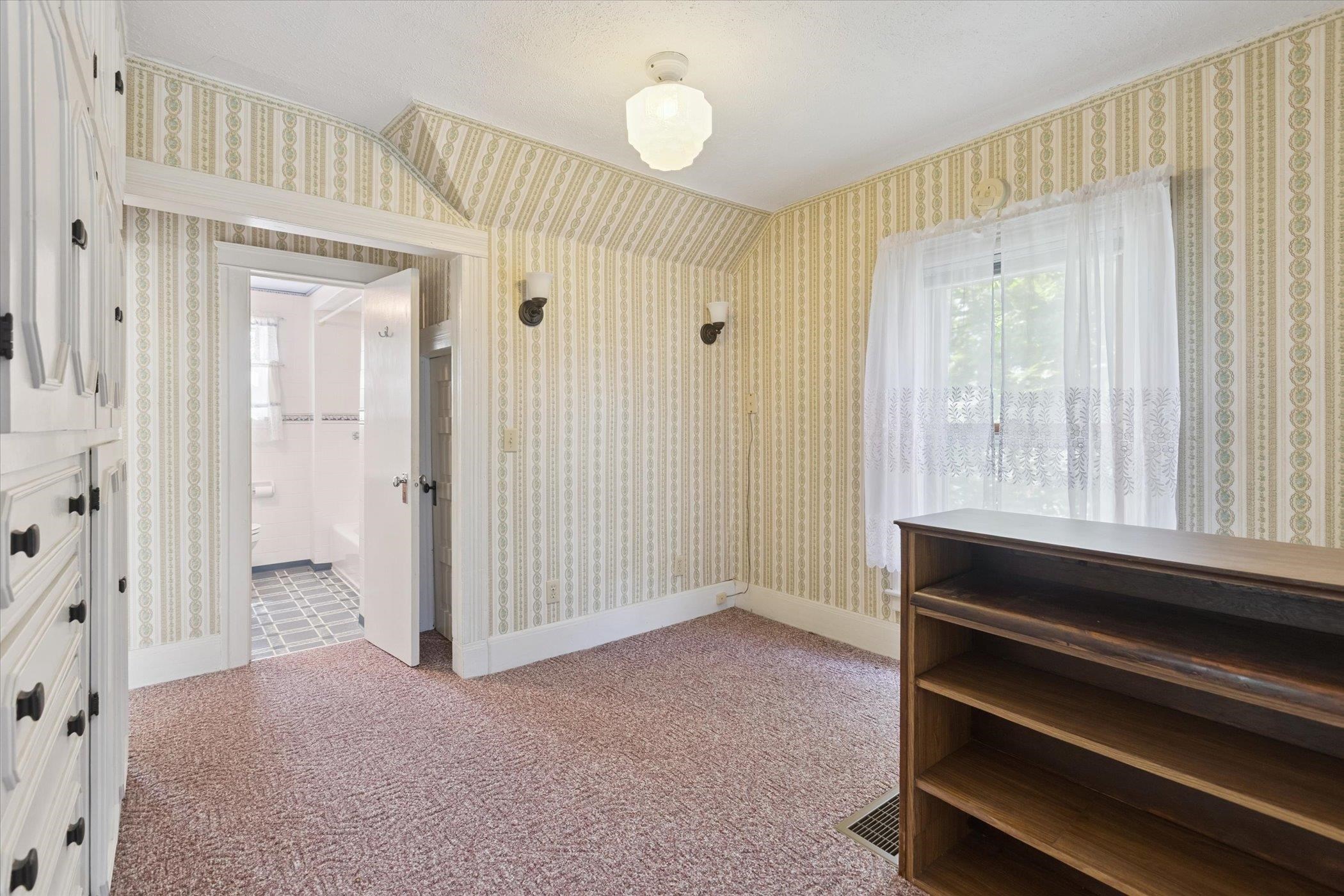 309 W Fisher Street