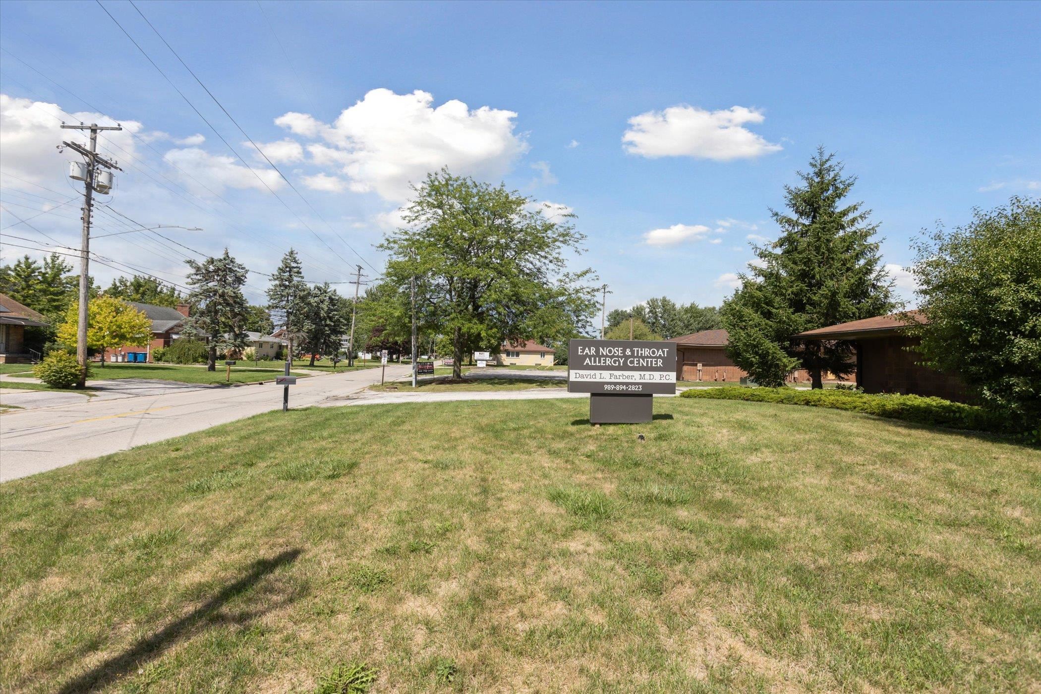 1003 Mulholland Street