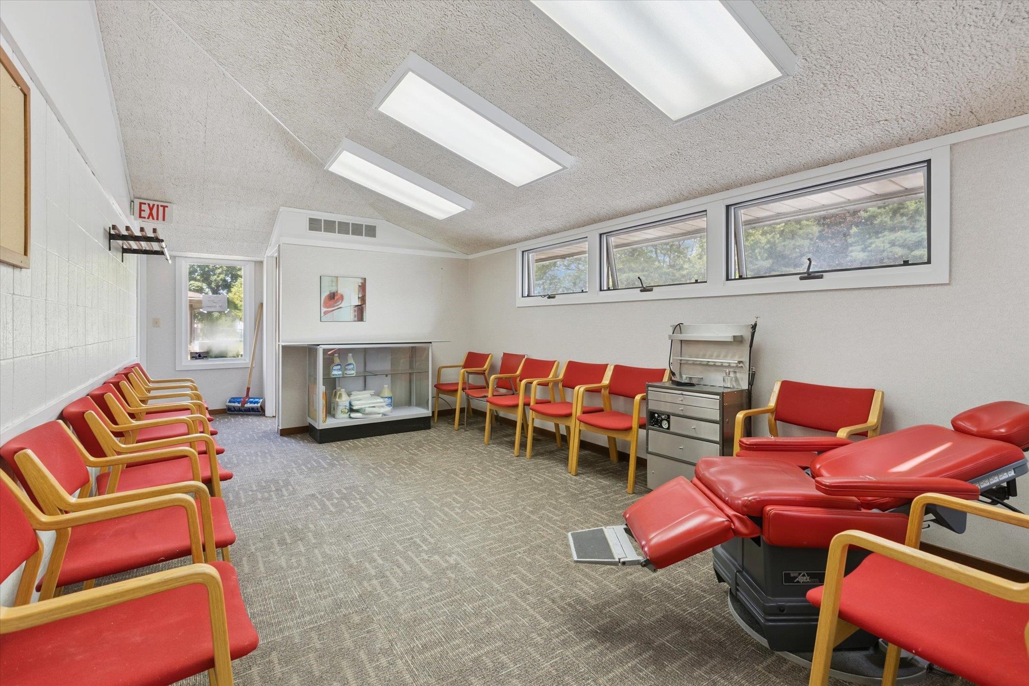 1003 Mulholland Street