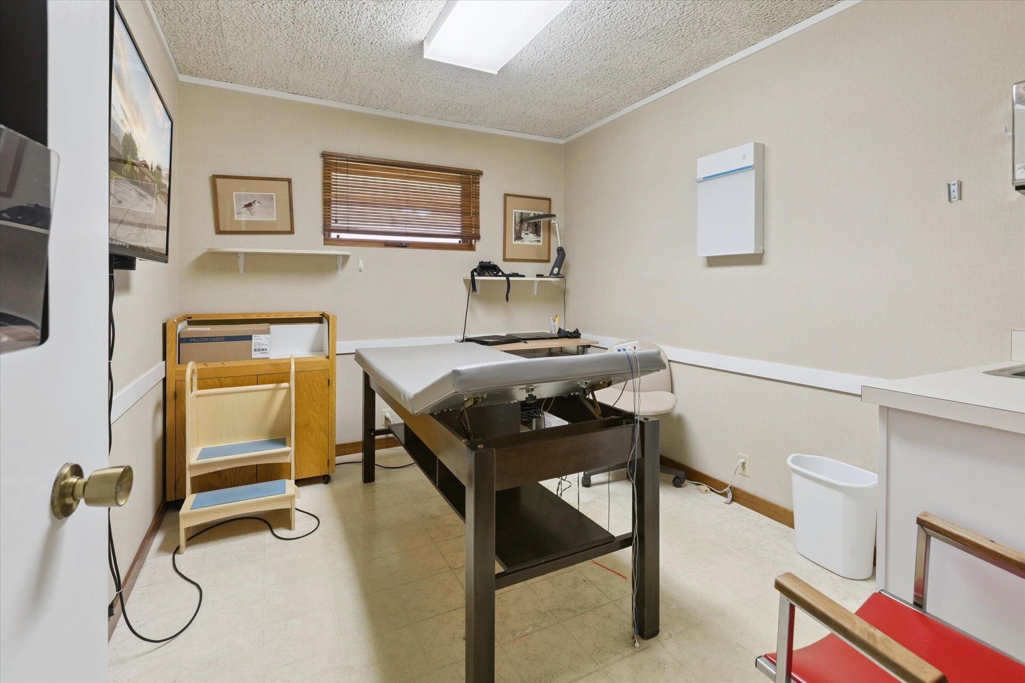 1003 Mulholland Street