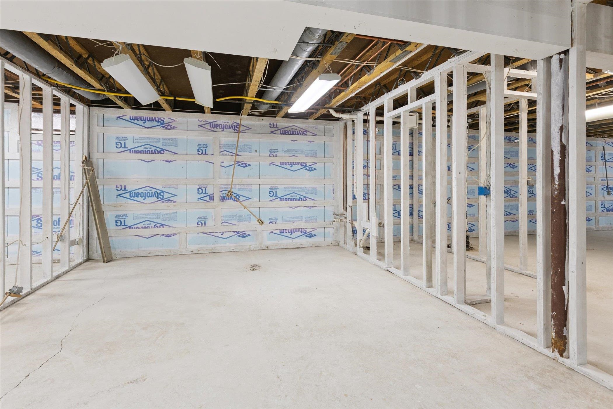 1003 Mulholland Street