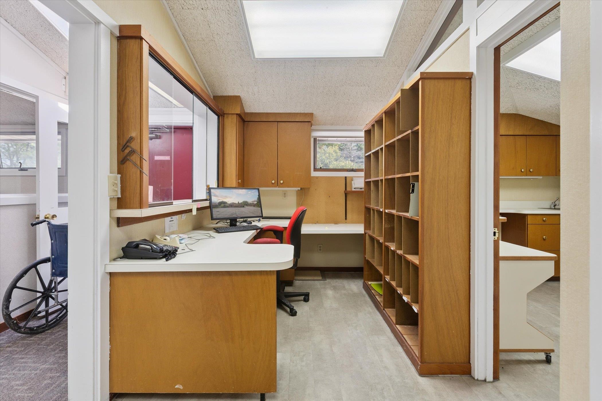 1003 Mulholland Street