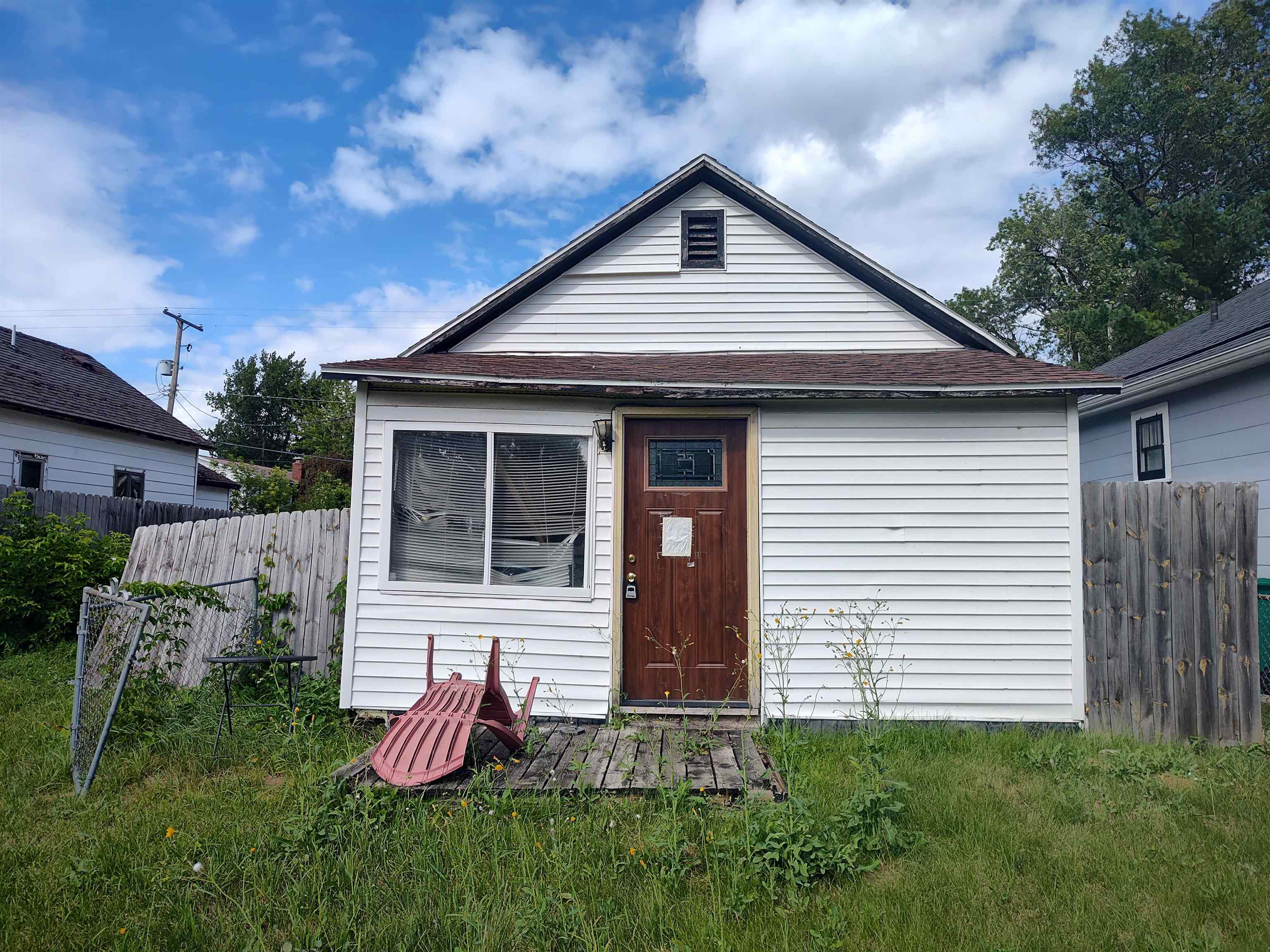 837 Shady Shore Drive