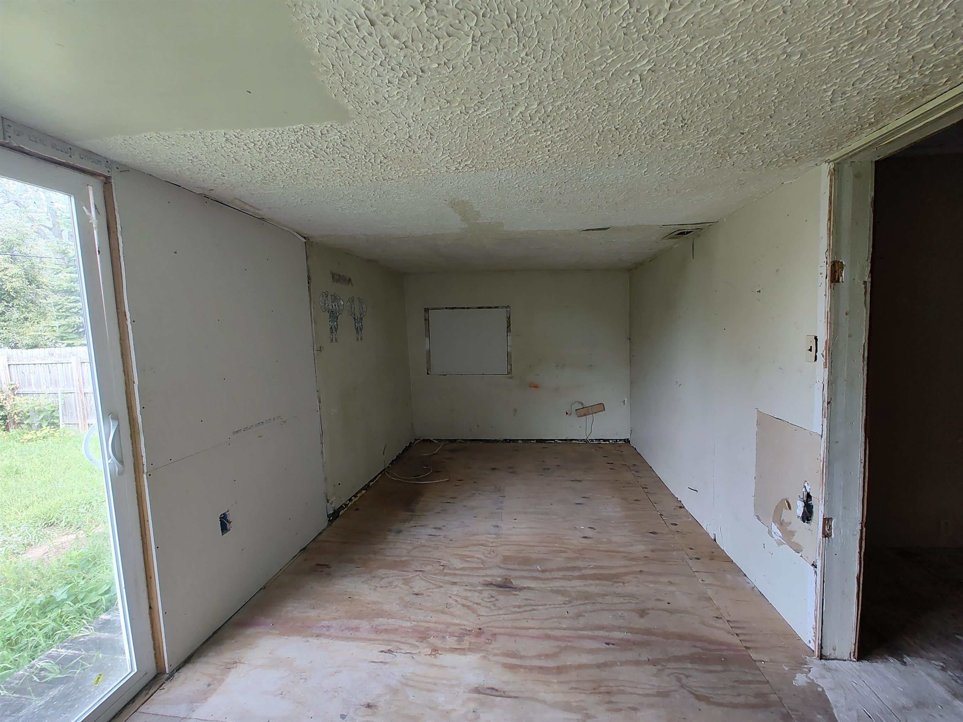 837 Shady Shore Drive