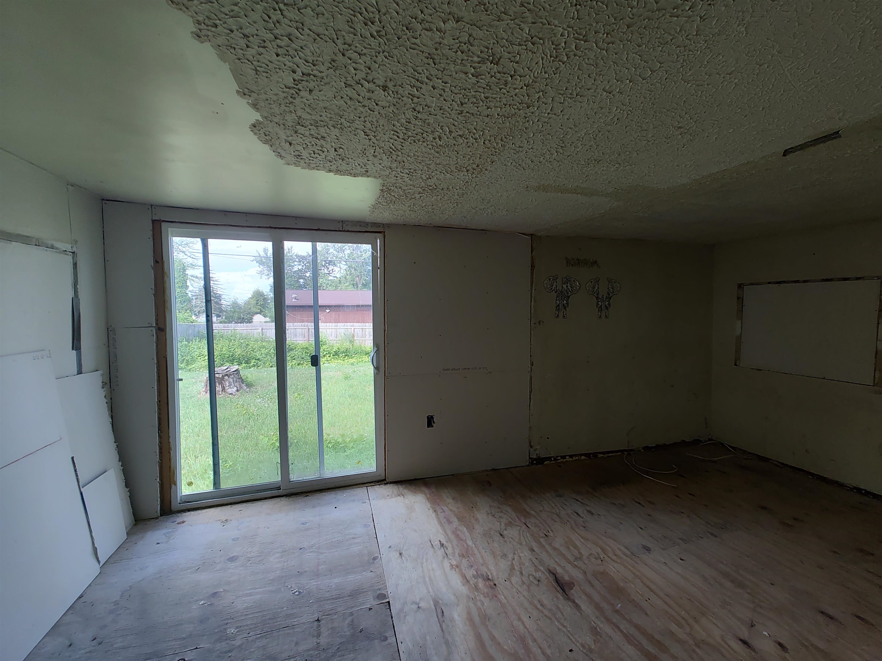 837 Shady Shore Drive