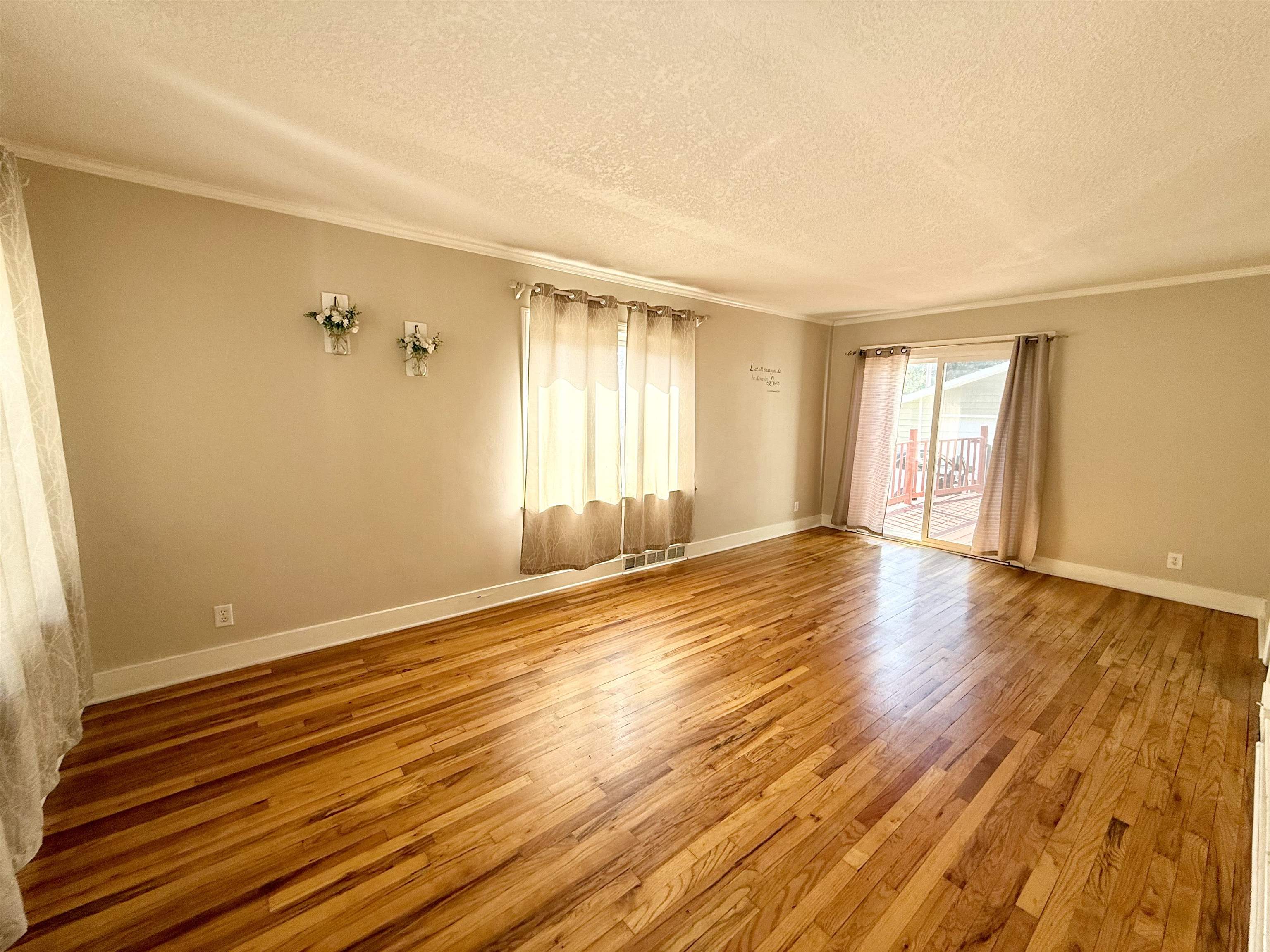 2975 Johns Drive