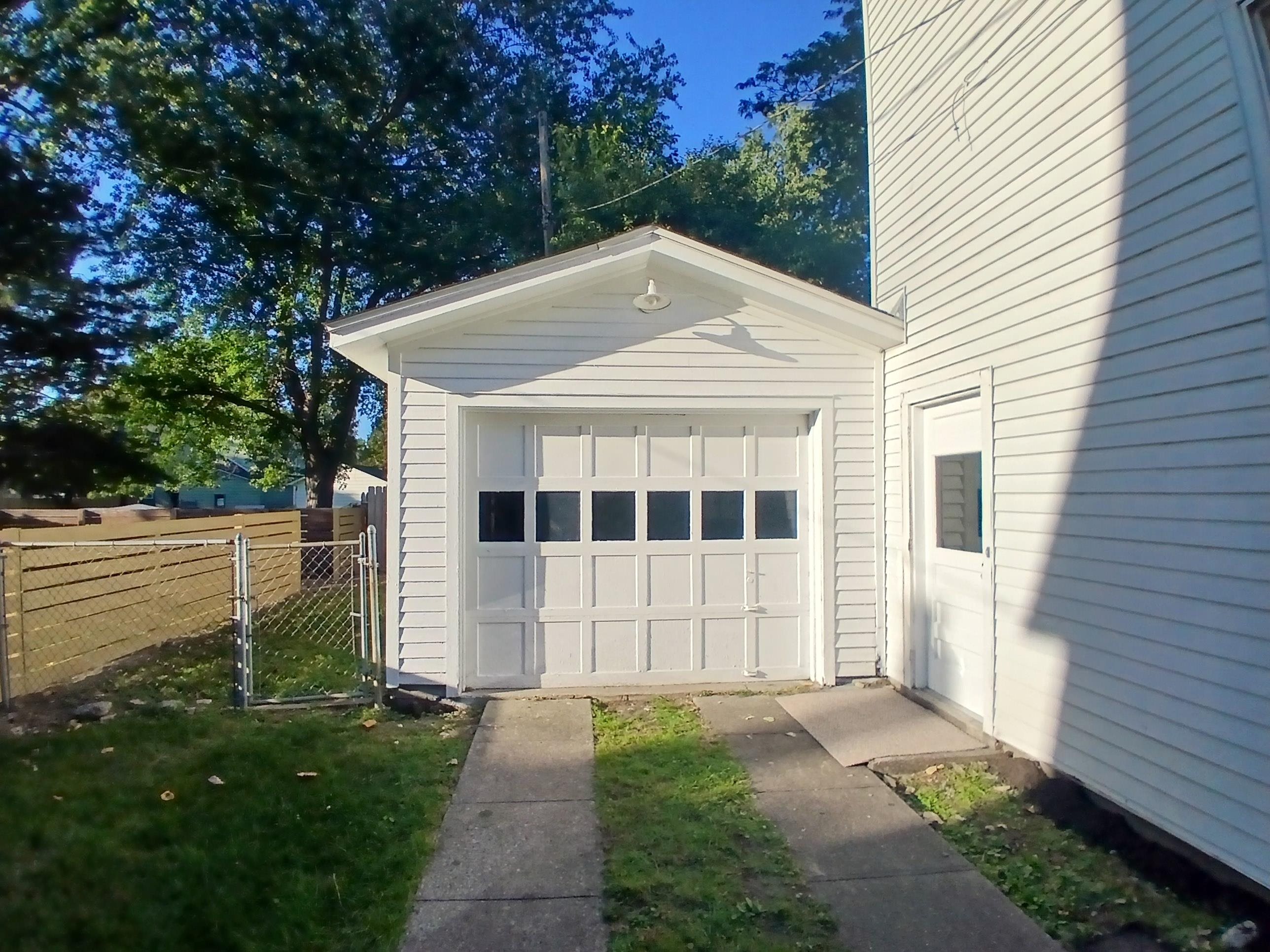 2131 7th Street