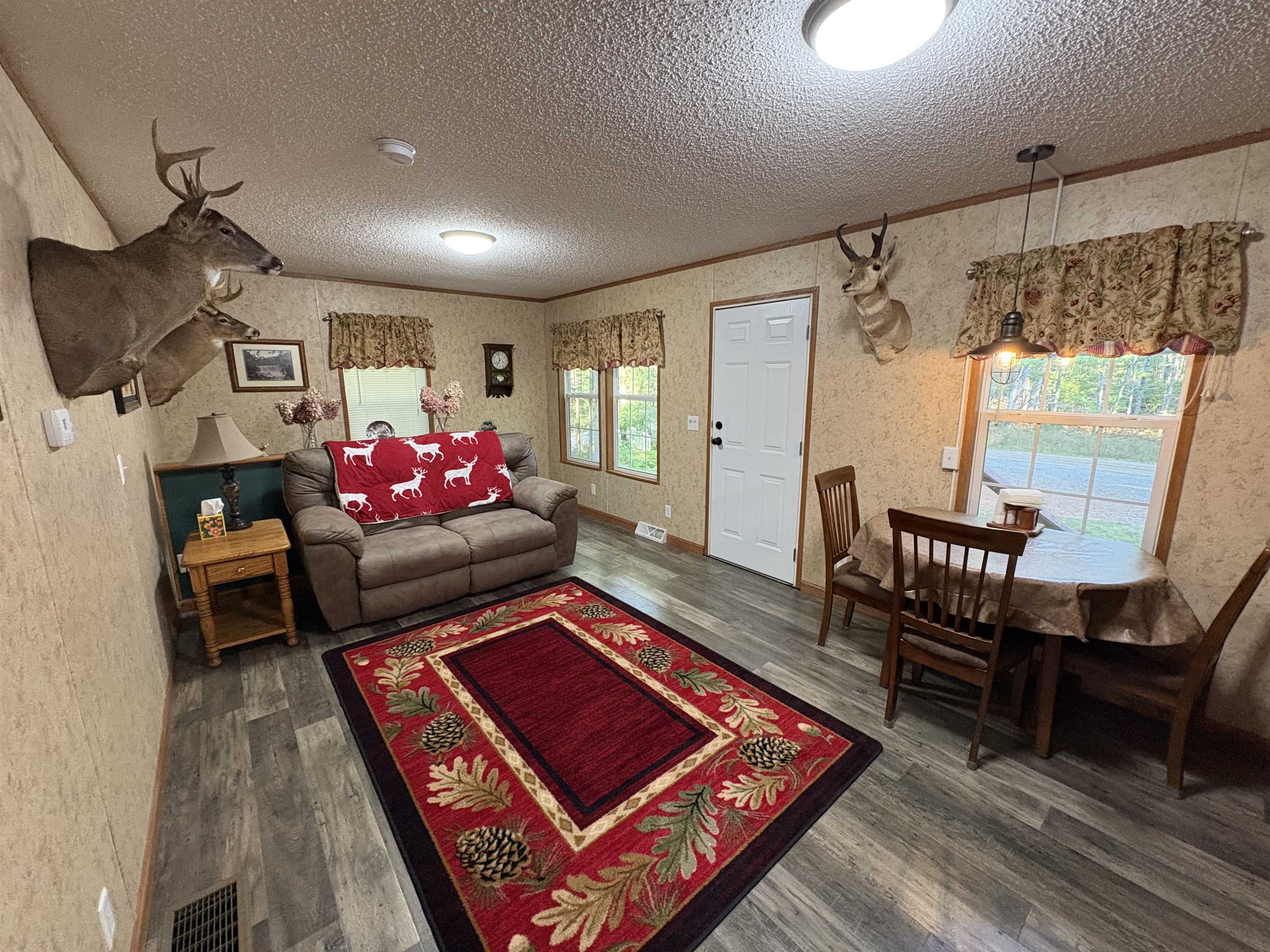 7601 Bobcat Trail