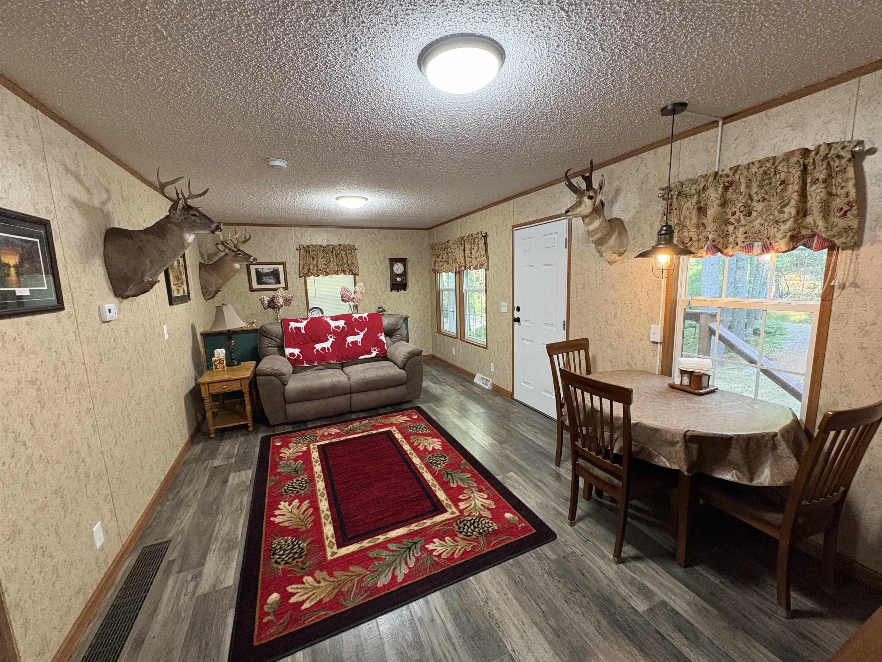 7601 Bobcat Trail