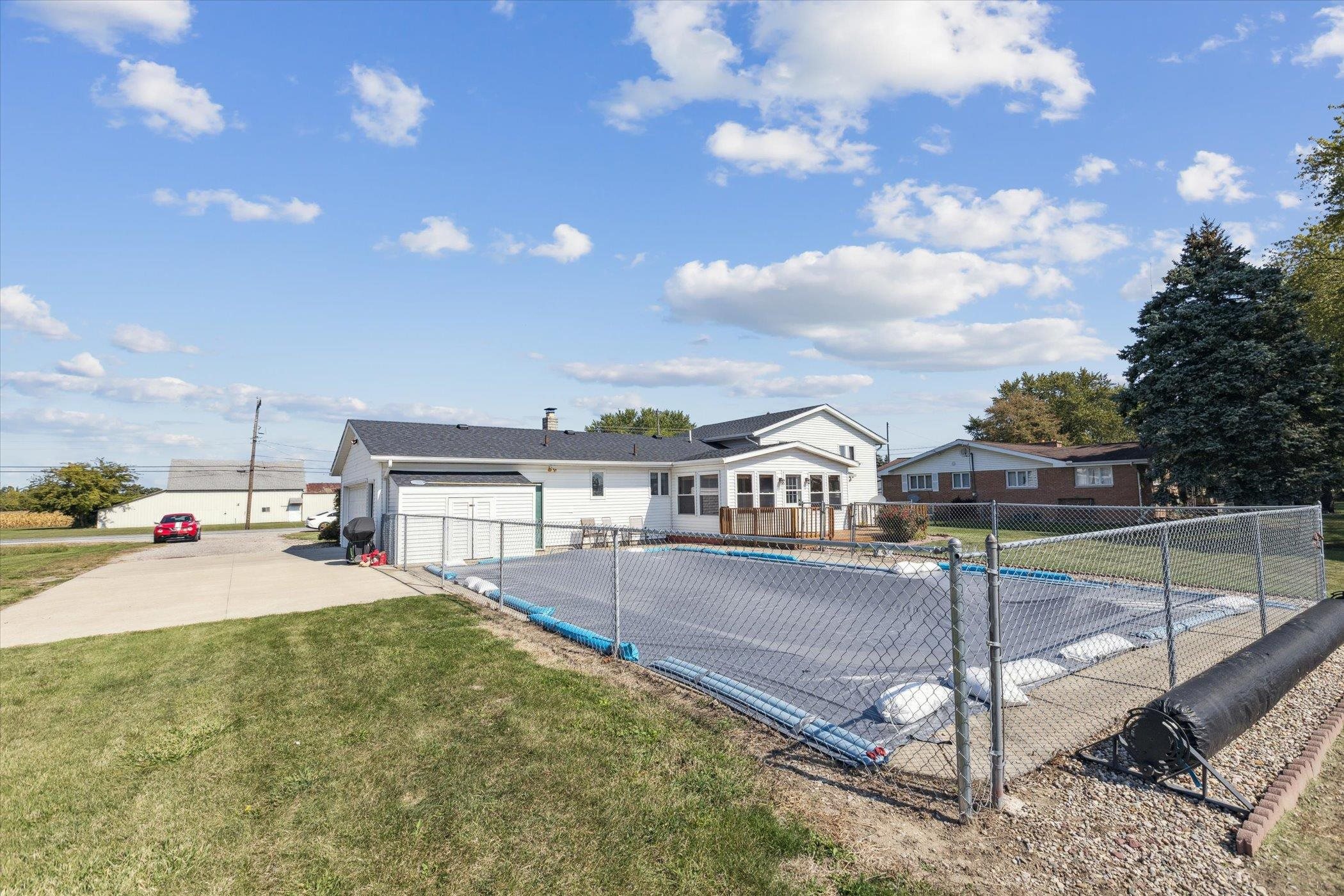 663 W Borton Road