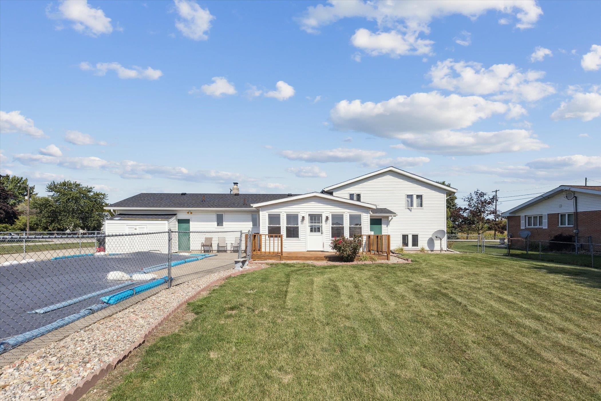 663 W Borton Road