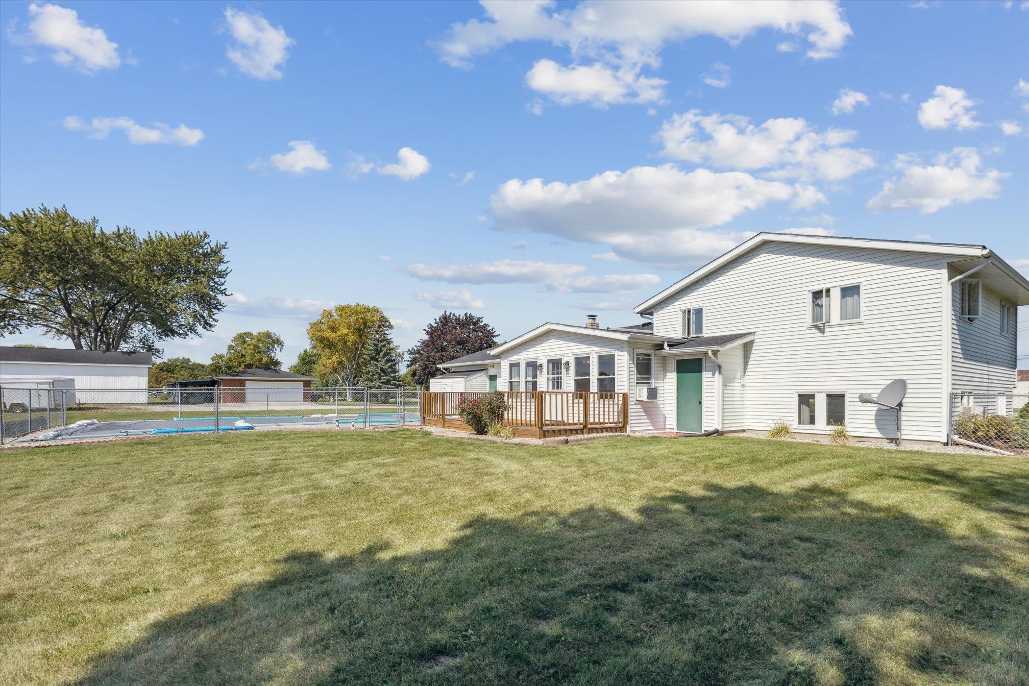 663 W Borton Road