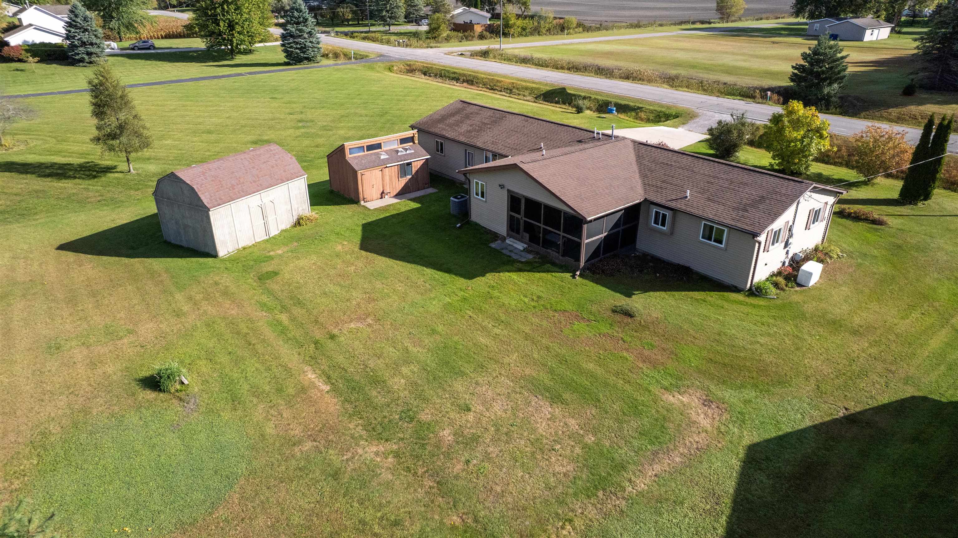 2218 S 9 Mile Road