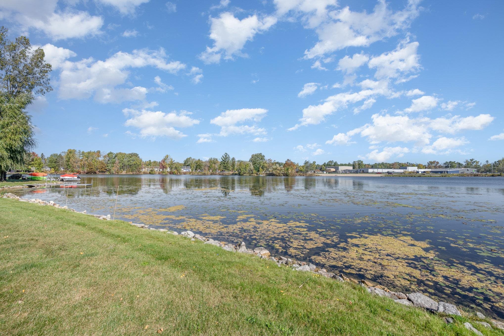 233 Lakeview Court