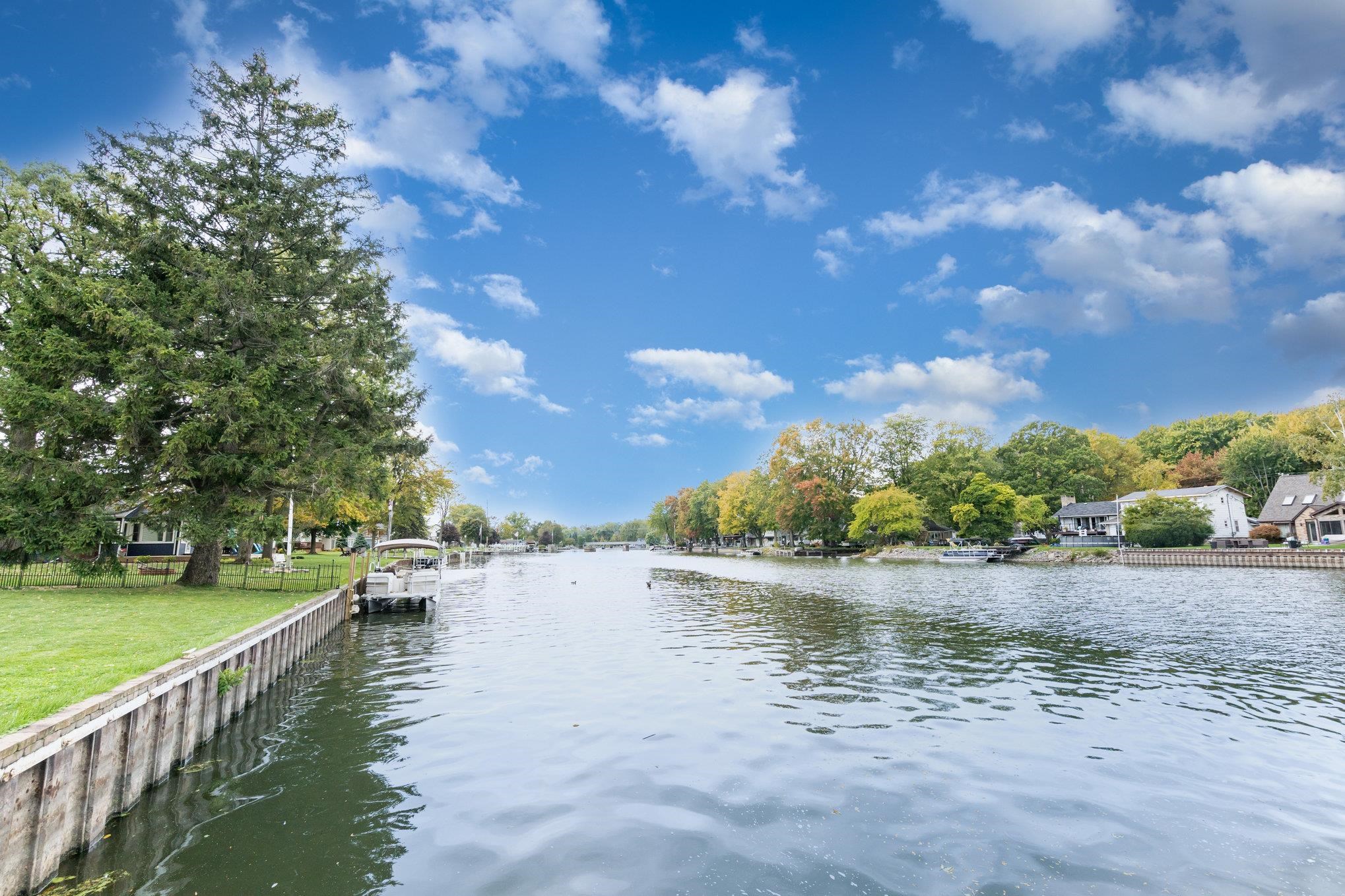 12 River Trail Drive