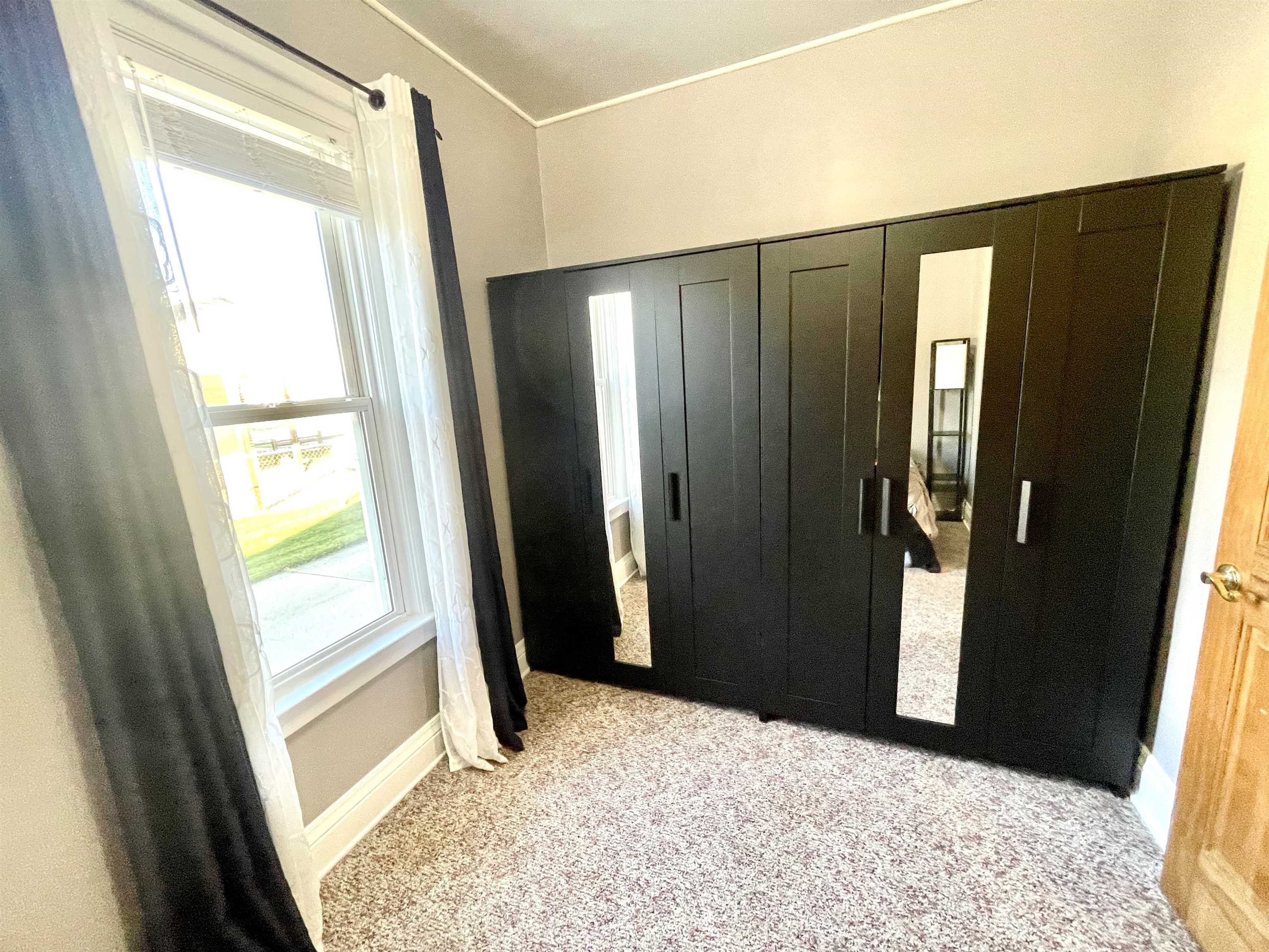 312 S Barclay Street