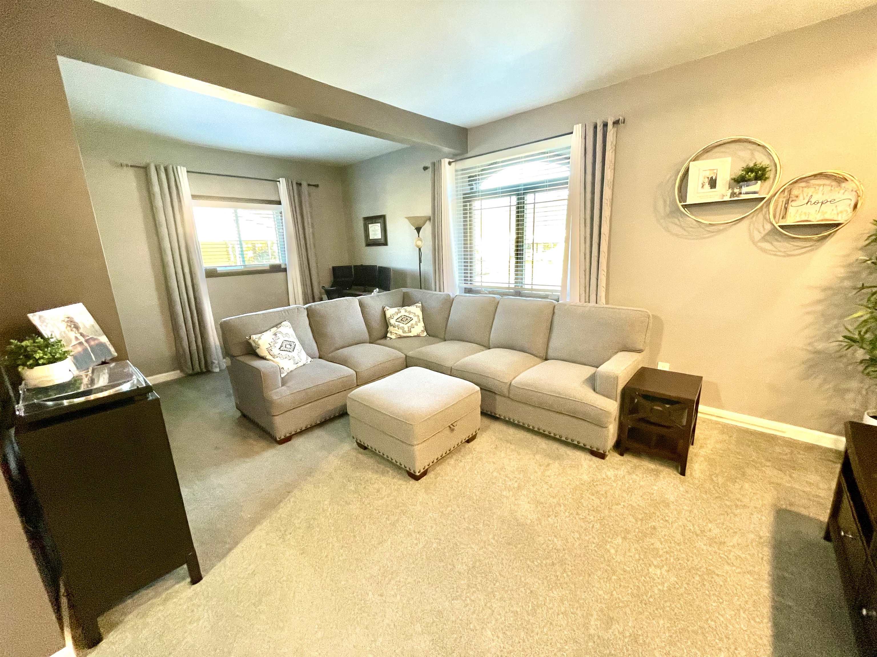 312 S Barclay Street