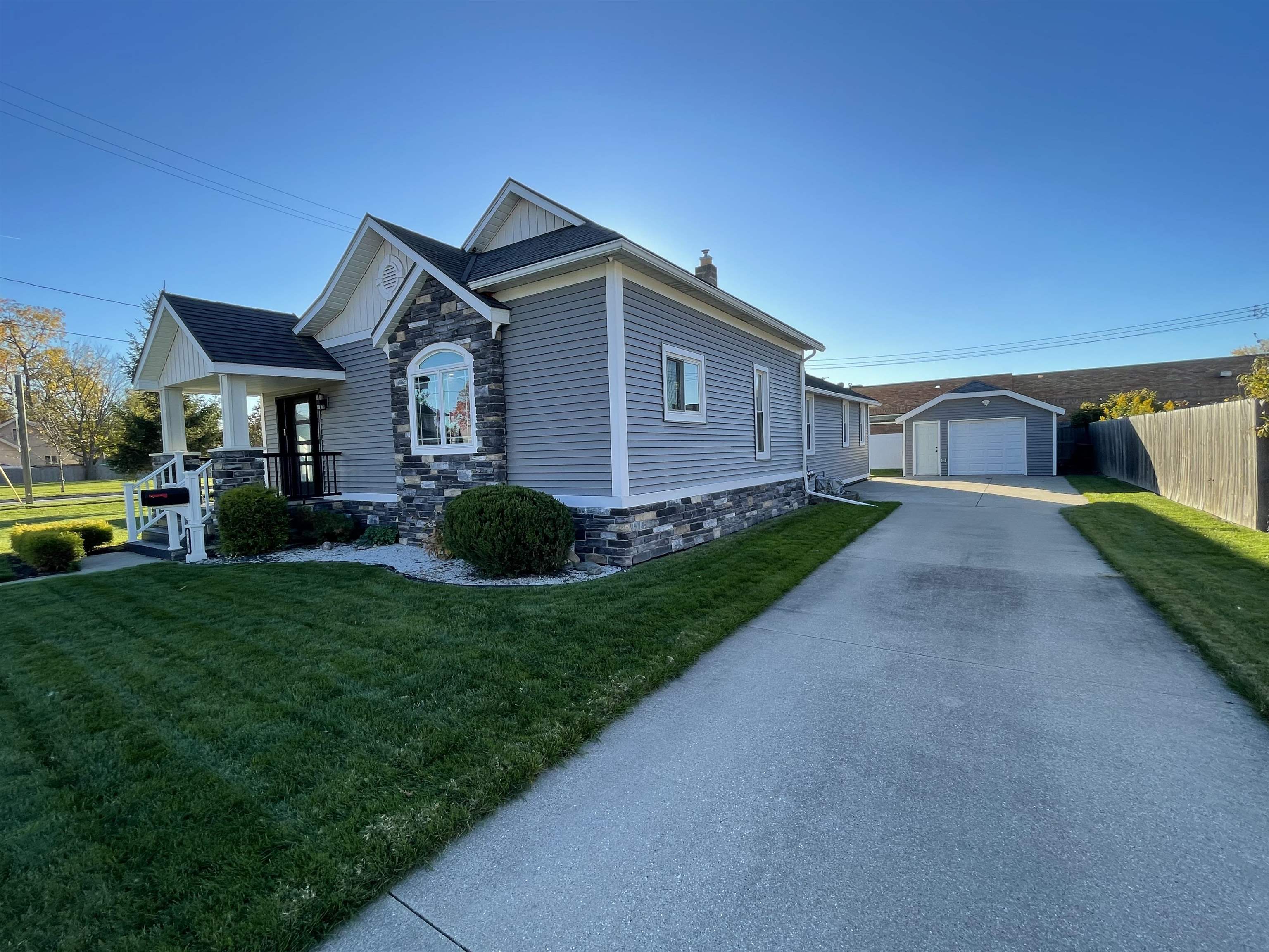 312 S Barclay Street