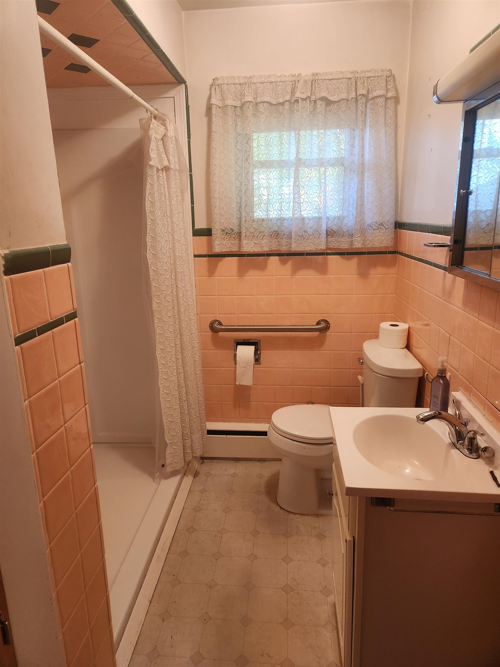 2114 S Madison Street