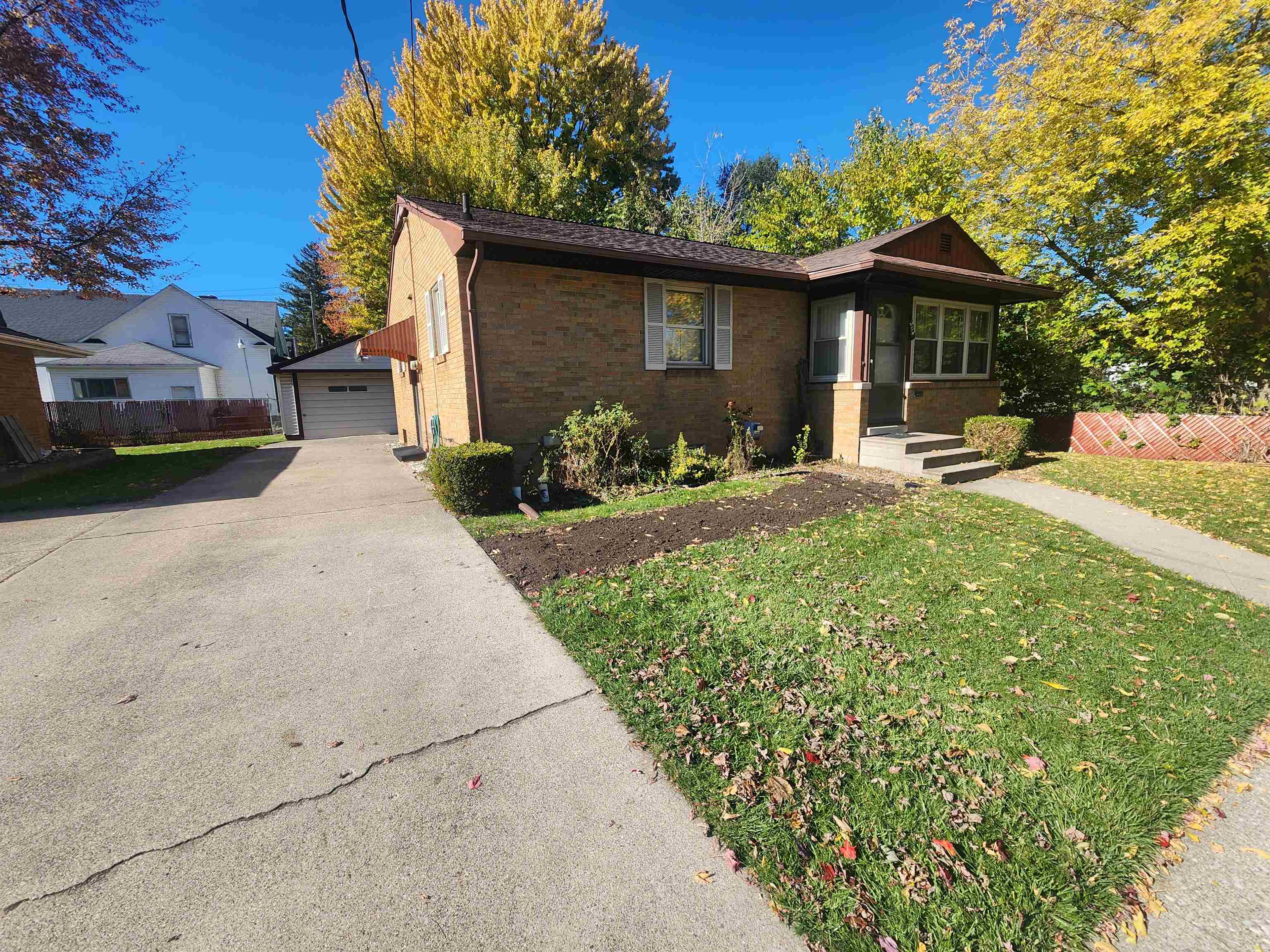 2114 S Madison Street