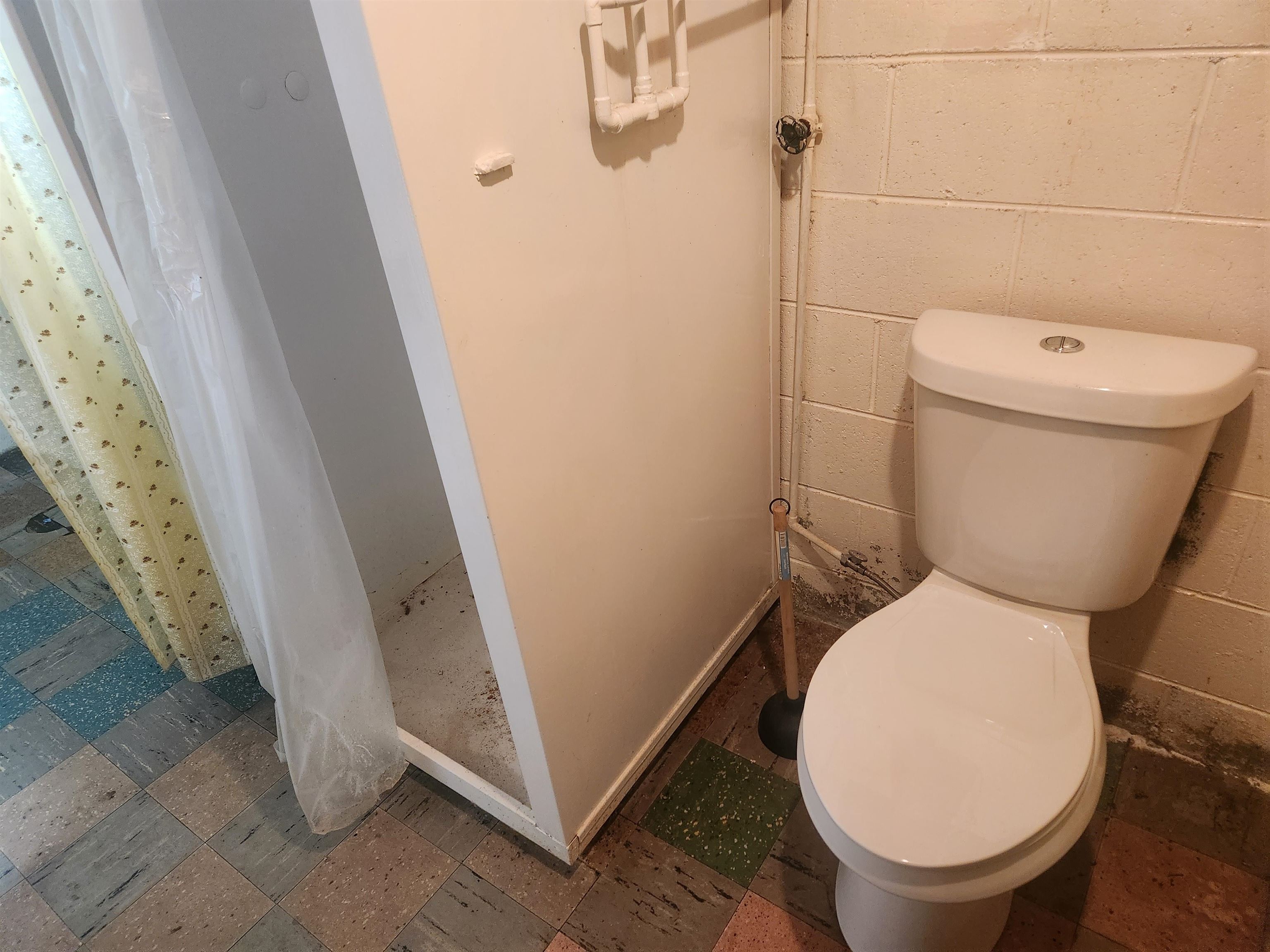 2114 S Madison Street