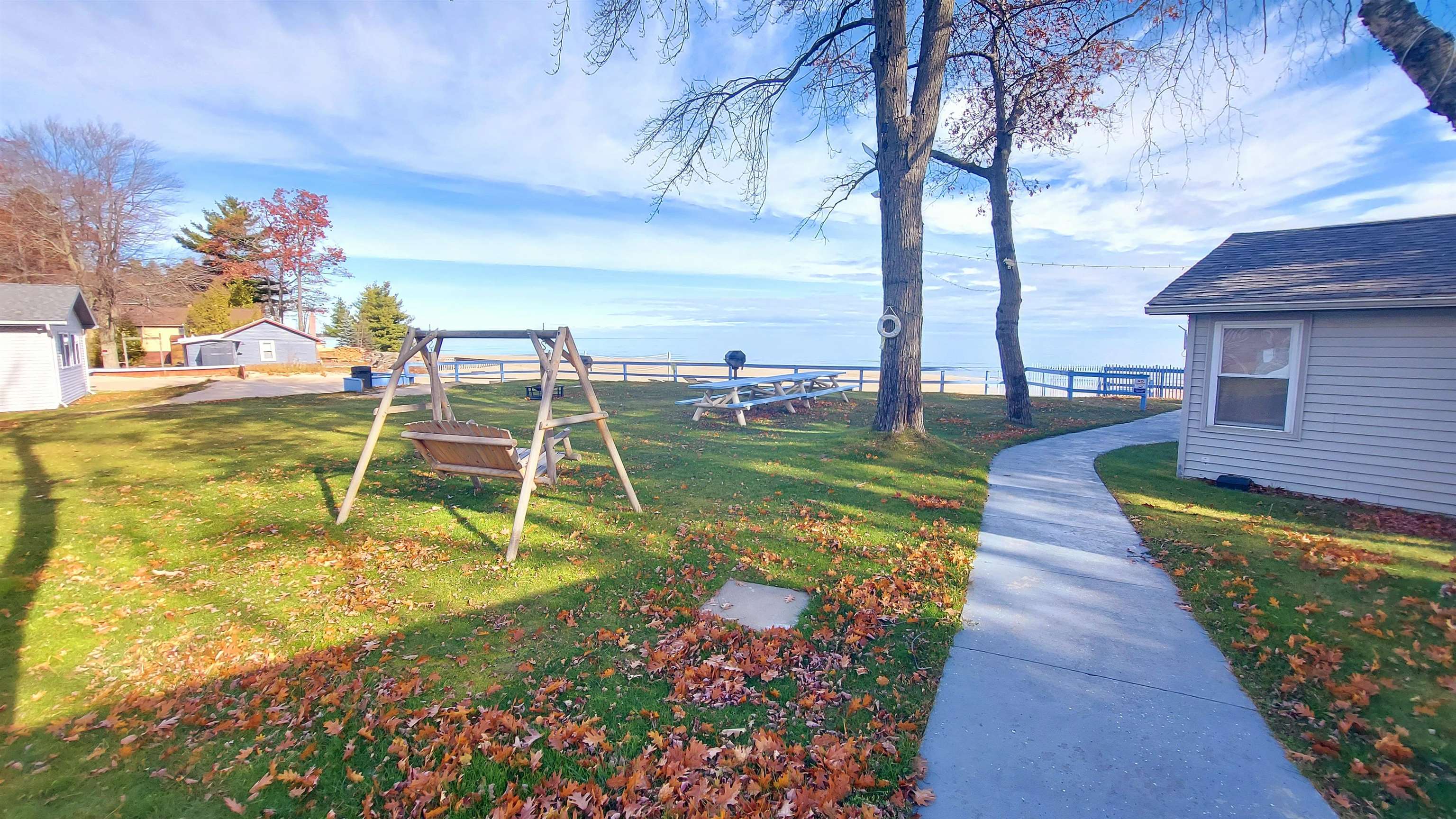 2530 N US-23 Highway