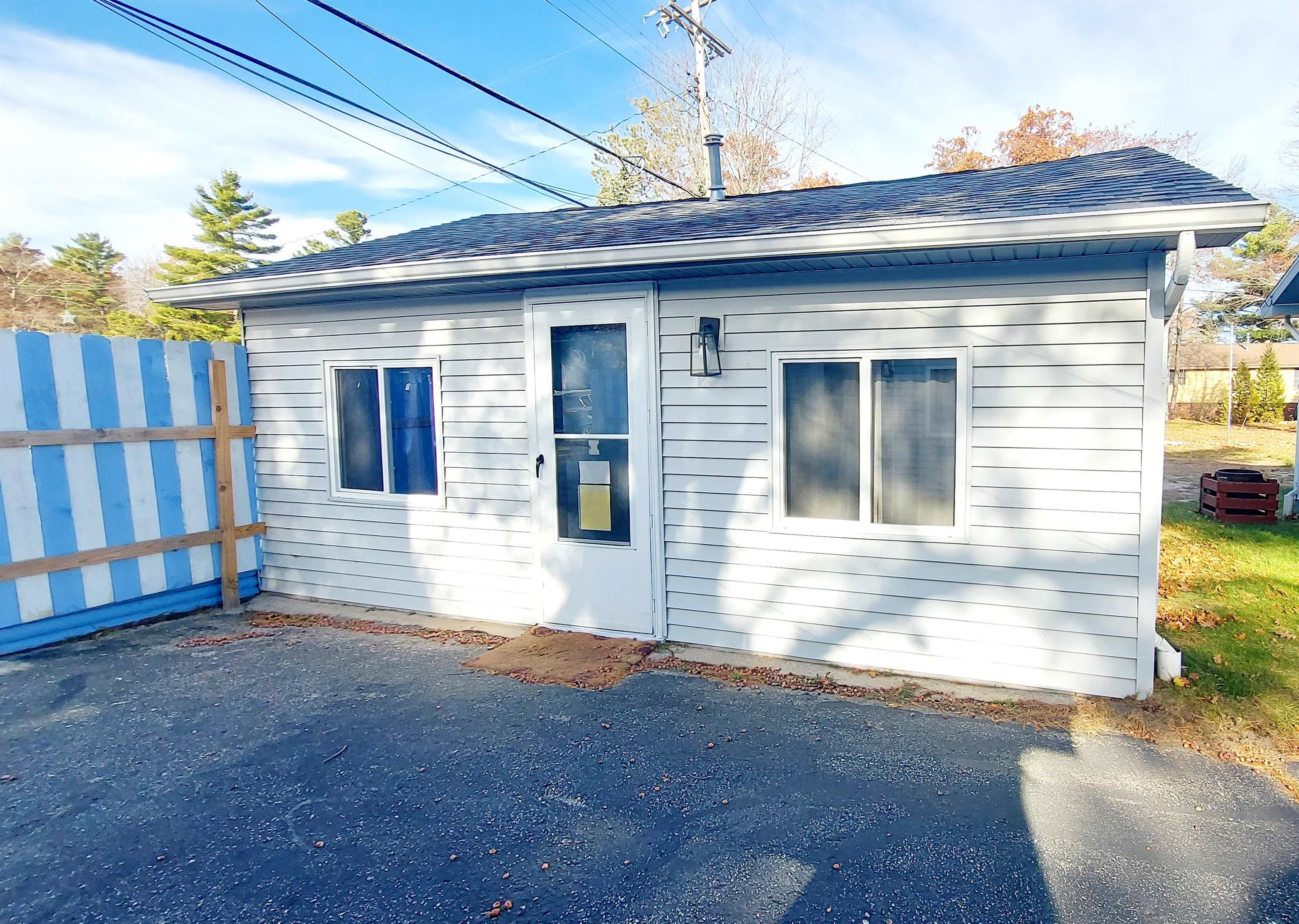 2530 N US-23 Highway