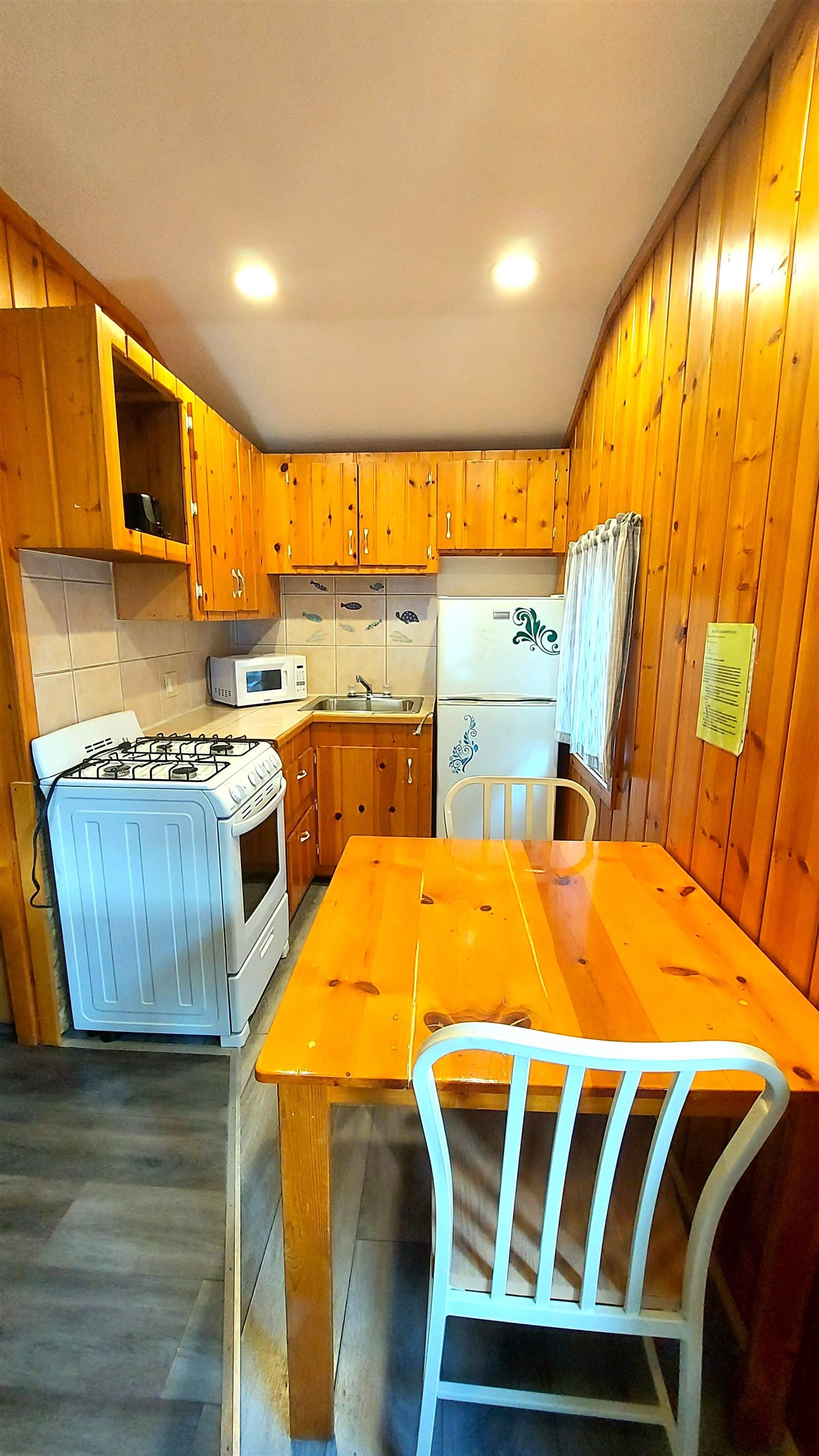 2530 N US-23 Highway