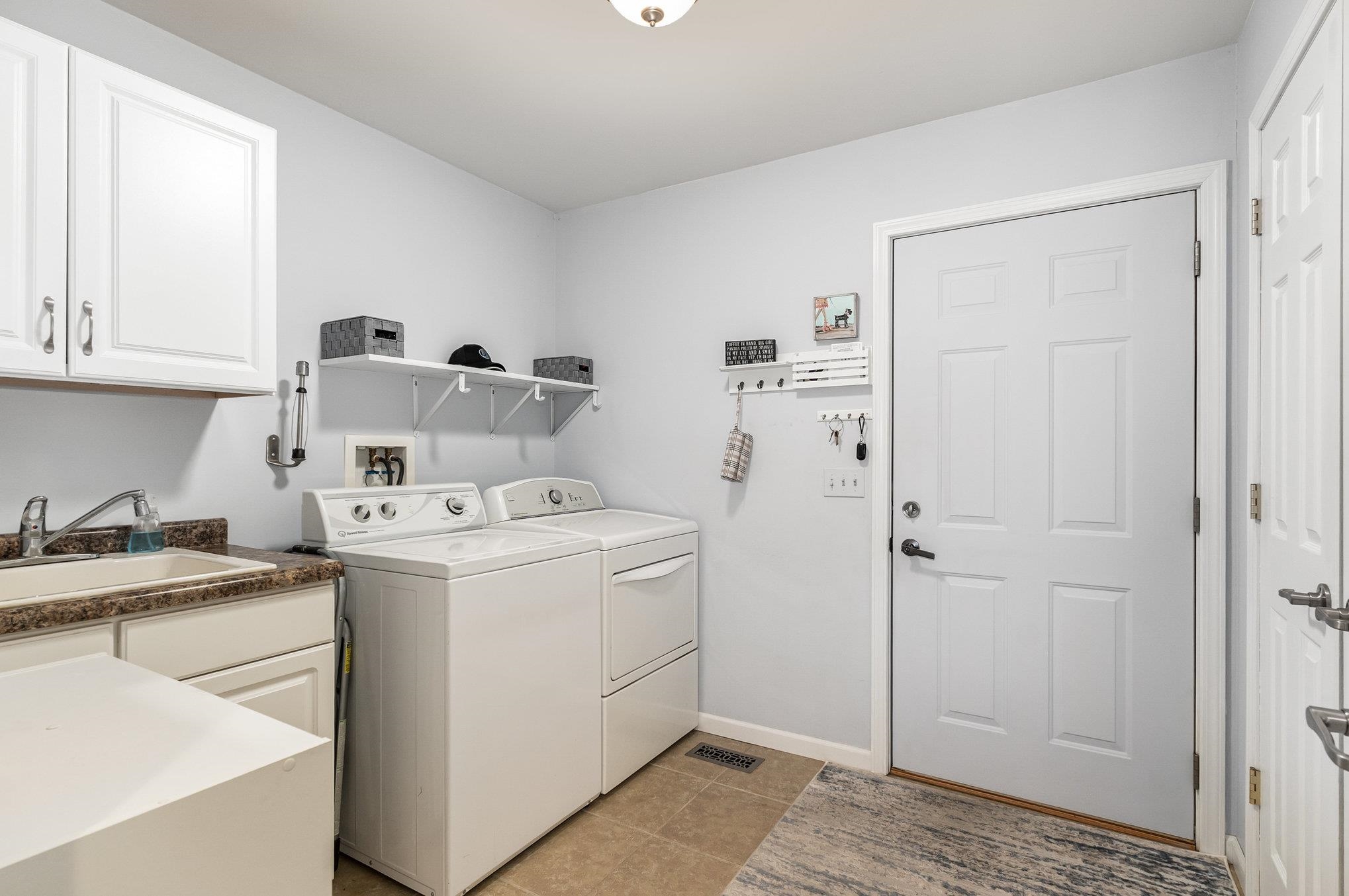 528 Breaker Cove Drive