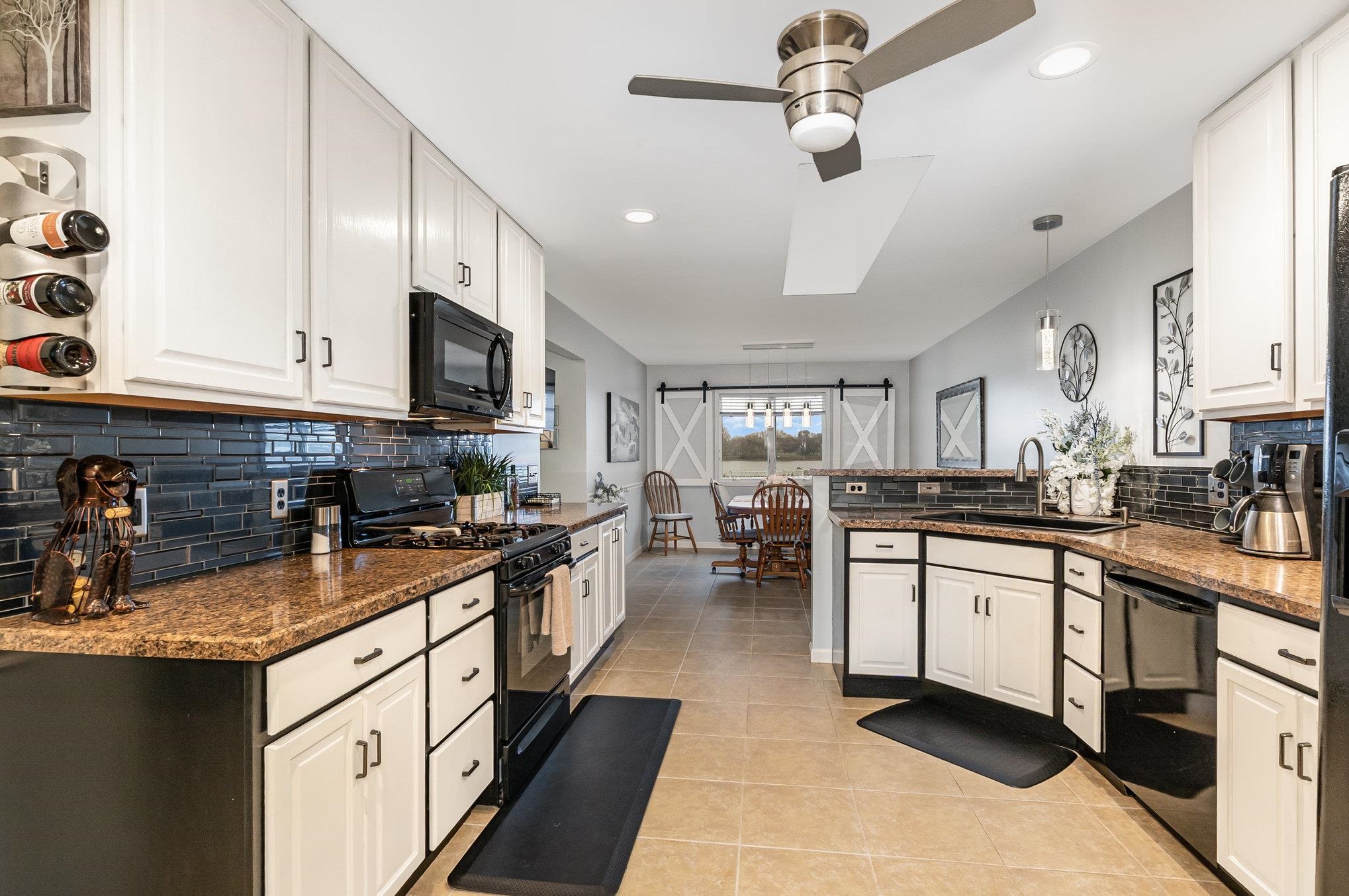 528 Breaker Cove Drive