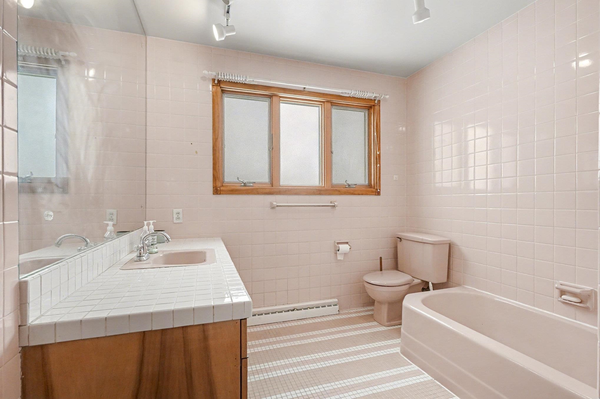 4738 Maplewood Drive