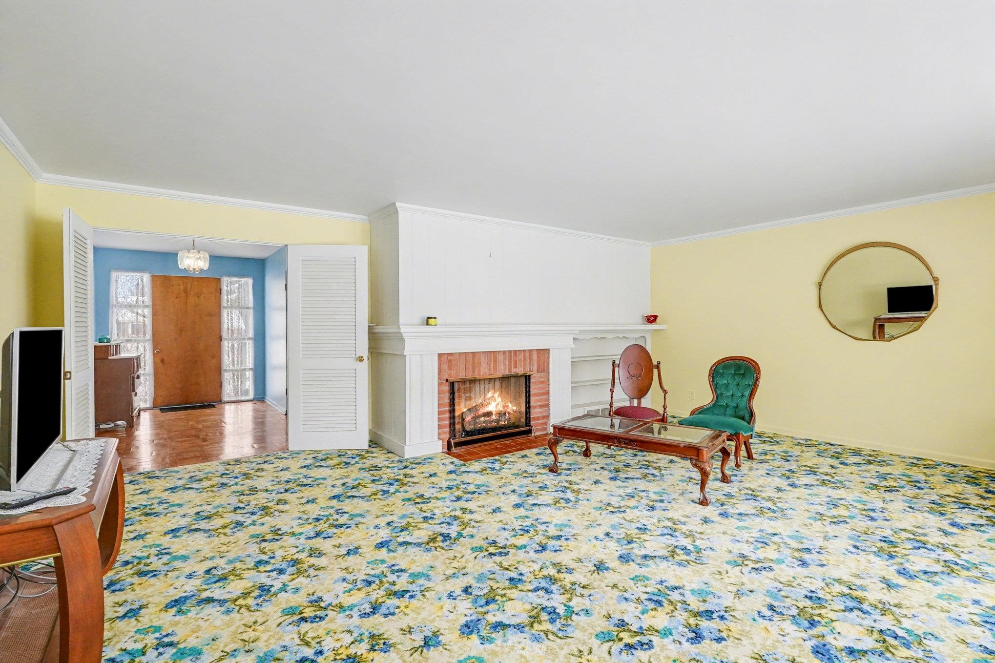 4738 Maplewood Drive