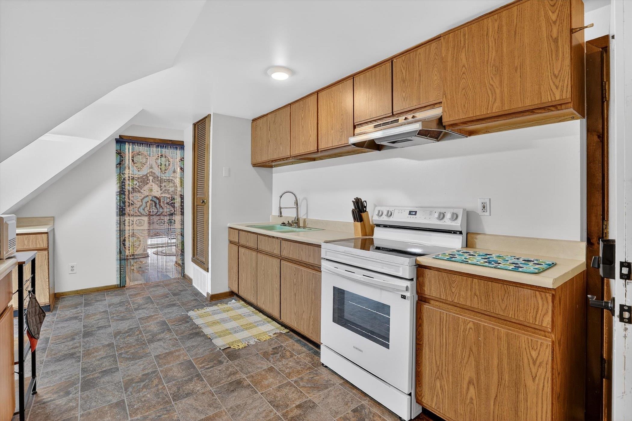 1201 McKinley Avenue