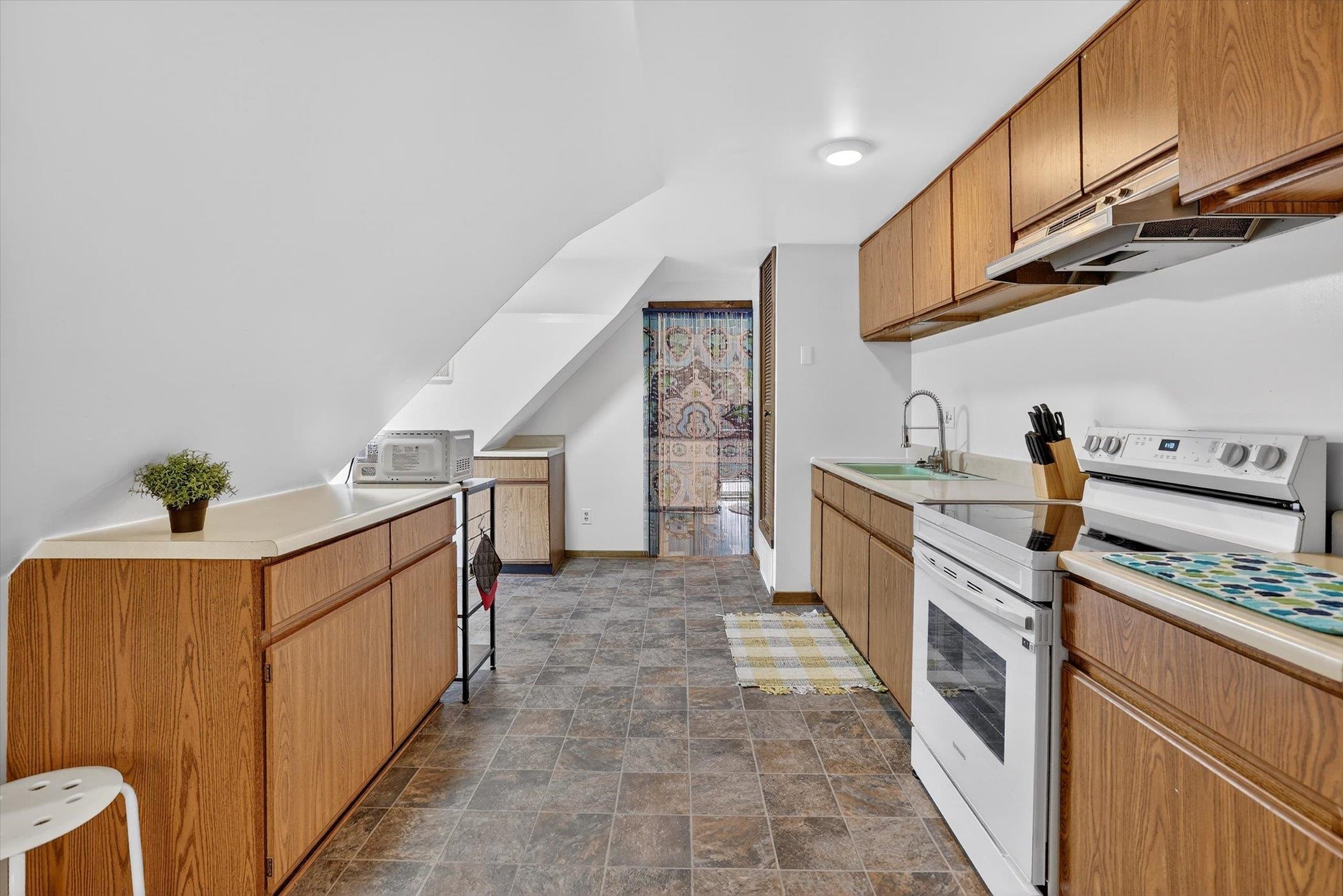 1201 McKinley Avenue